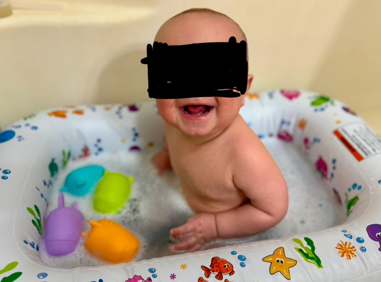 Mommy's Helper Inflatable Baby Bathtub, Portable Bathtub, Ages 6-24 Months customer photo 2