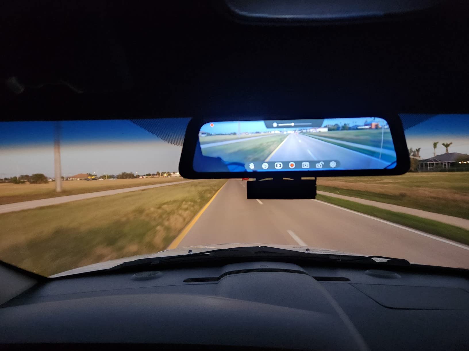 AUTO-VOX V5PRO 1080P 9.35'' OEM Rear View Mirror Camera | Full Laminated Ultrathin Touch Screen Mirror Dash Cam Front and Rear with No Glare, Super Night Vision for Car SUV Truck customer photo 1
