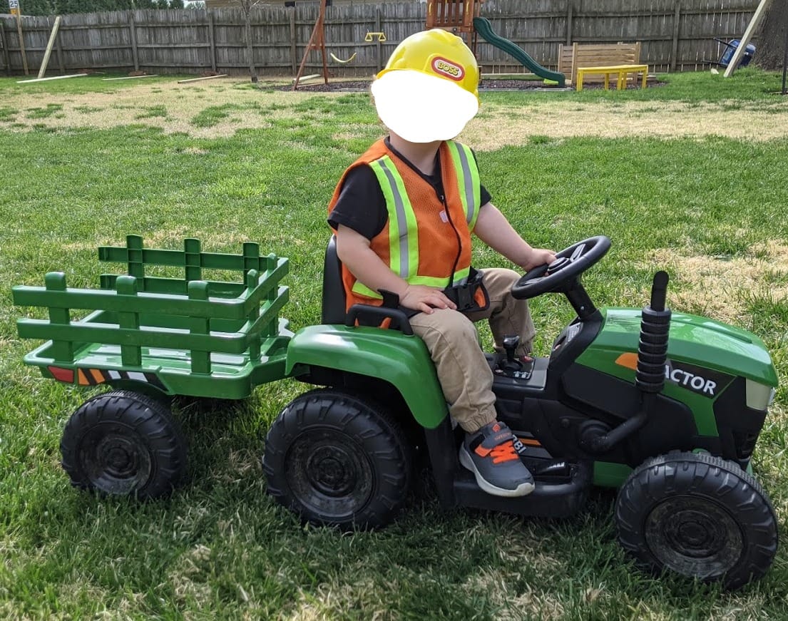 TOBBI 12V Kids Electric Tractor, Toddlers Ride On Vehicle Toy with Trailer customer photo 2