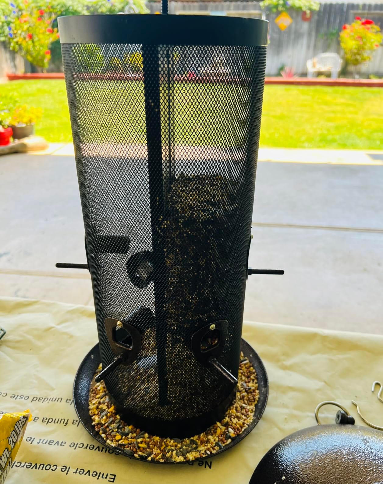 Nature's Rhythm Metal Hopper Bird Feeder Two Chambers，Heavy Duty Mesh Metal Dual Seed Compartments Outdoor Hanging Wild Bird Feeder with 10 Feeding Ports,10lbs Seed Capacity customer photo 1