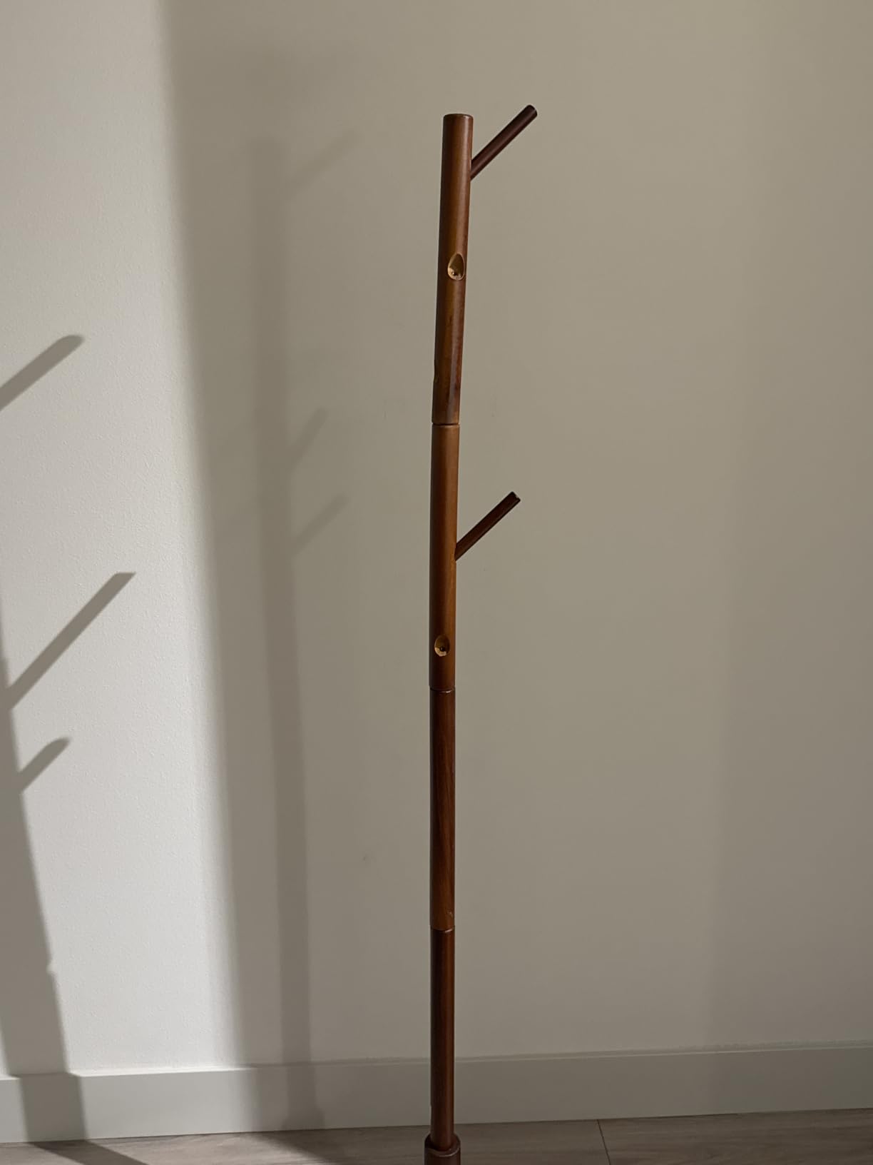 Pipishell Solid Wooden Coat Rack Freestanding with 8 Hooks, Brown customer photo 1
