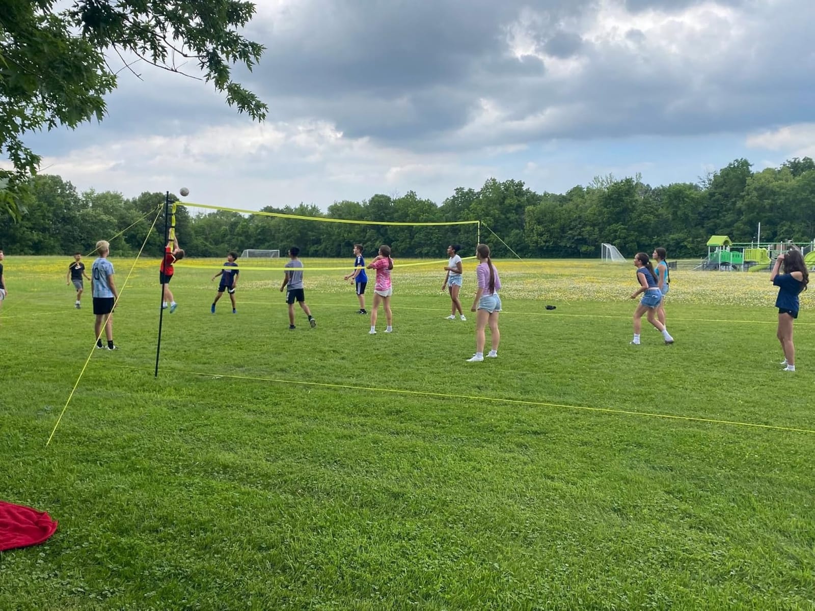 Outdoor Volleyball Net for Backyard, 32FT Anti-Sag Net with Steel Poles customer photo 1