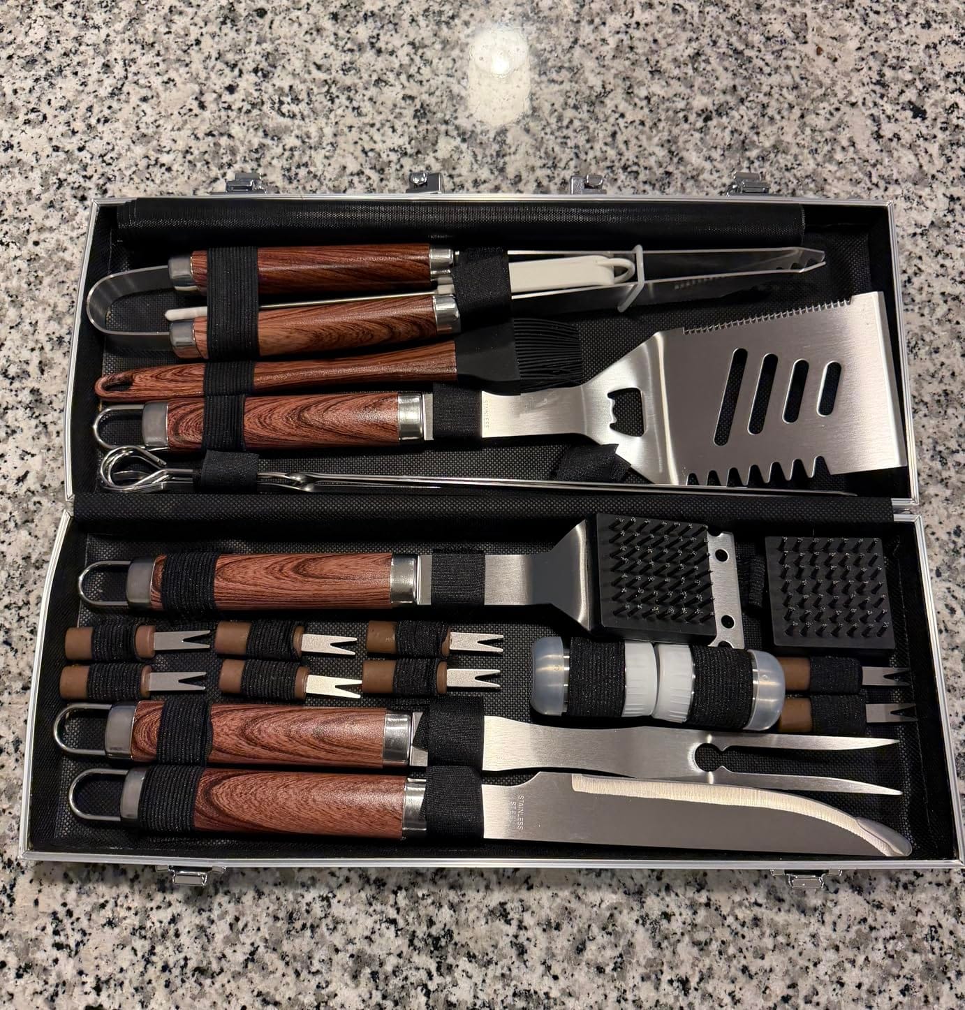 ROMANTICIST 26pcs Grilling Gifts for Men, Dad Gifts for Father's Day, Stainless Steel BBQ Grill Accessories Tools Set, Heavy Duty BBQ Utensils Kit with Apron, Thermometer, Mats in Aluminum Case Brown customer photo 1
