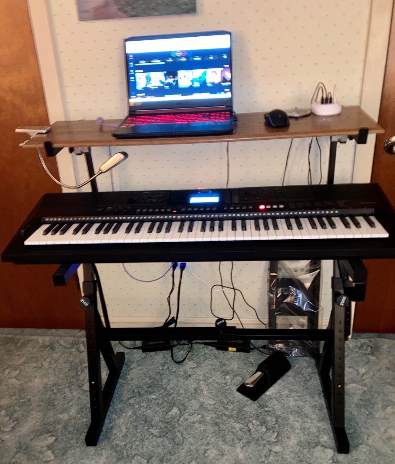 PYLE Heavy-Duty Multi-Functional Music Stand - Z Style & Portable, 2nd Tier, Height & with Adjustment, Digital Keyboard Stand, Rack Case w/Ergonomic Design, for Home Studio etc. - Pyle PKST2TZ , black customer photo 1