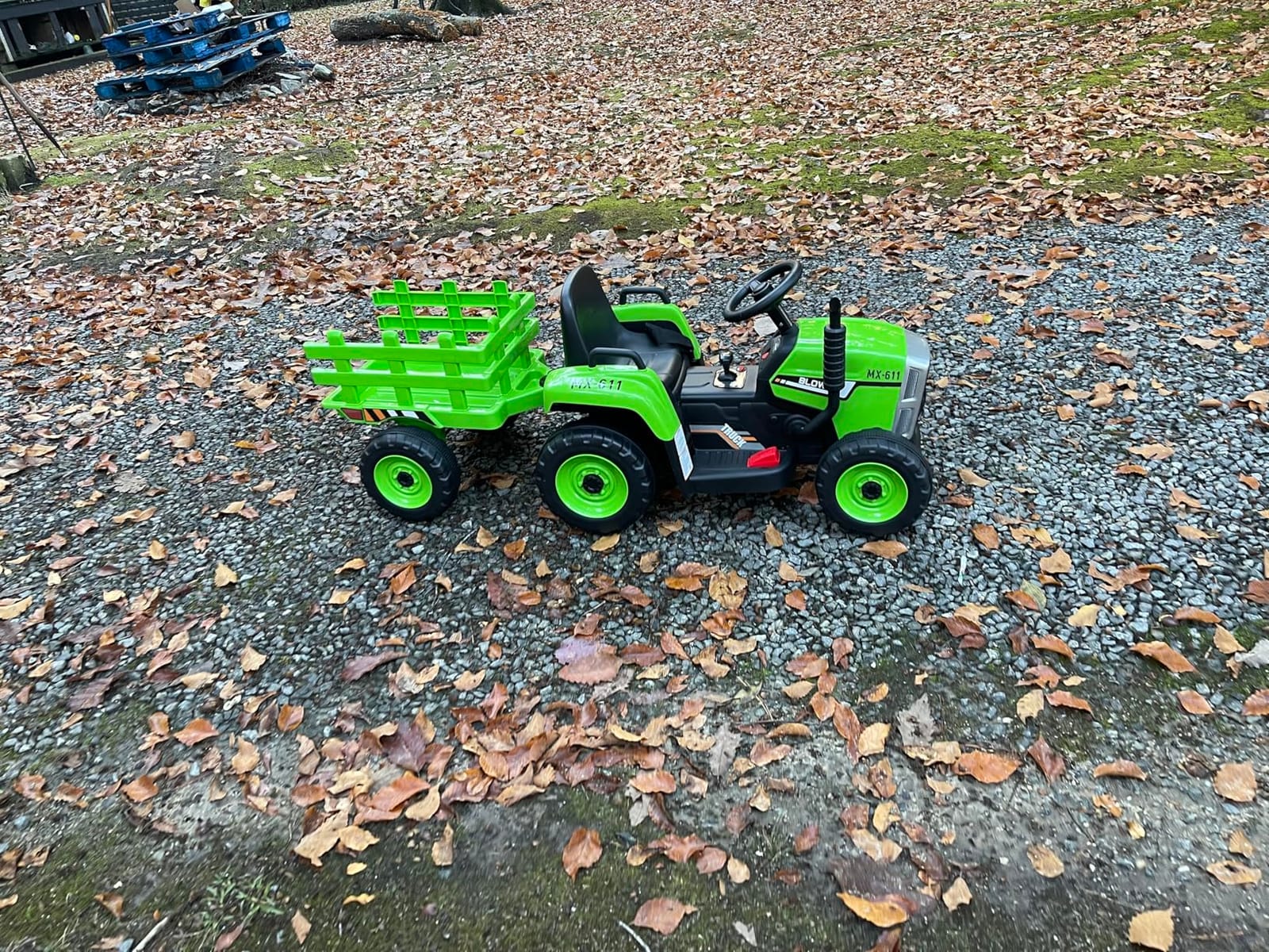 Costzon Ride on Tractor with Detachable Trailer, Kids' Electric Vehicles w/3-Gear-Shift Ground Loader, Wireless Design & USB, 7 LED Headlights, Remote Control Tractor Toy for Kids 3+ (12V, Green) customer photo 2