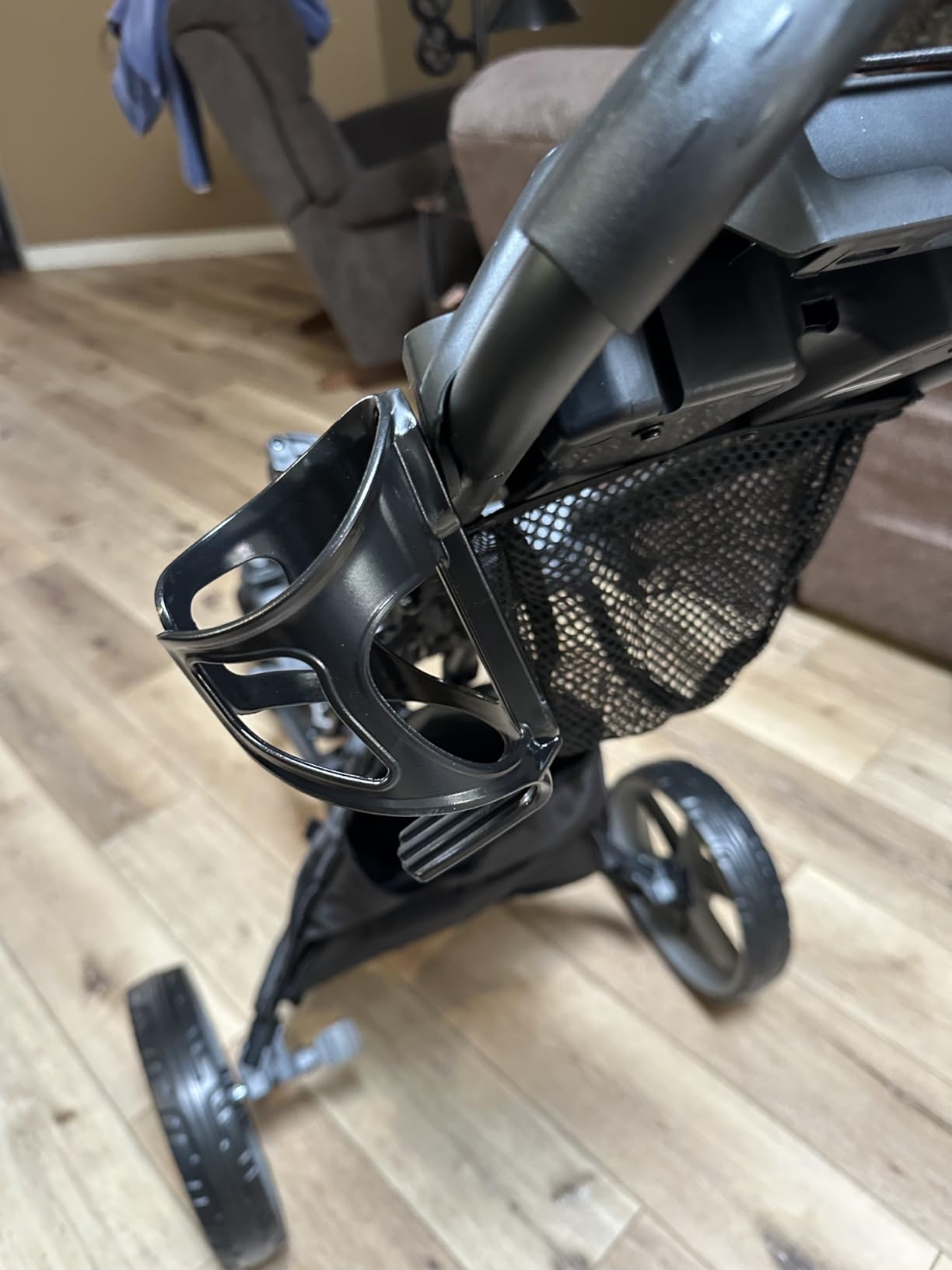 KVV 3 Wheel 360 Rotating Front Wheel Golf Push Cart Open and Close in ONE Second - Free Umbrella Holder Included customer photo 1