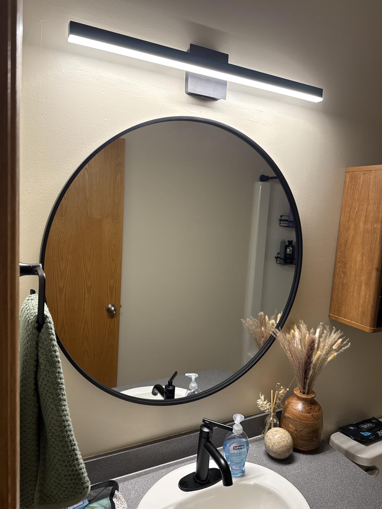 USHOWER 30 Inch Bathroom Mirrors for Over Sink customer photo 2