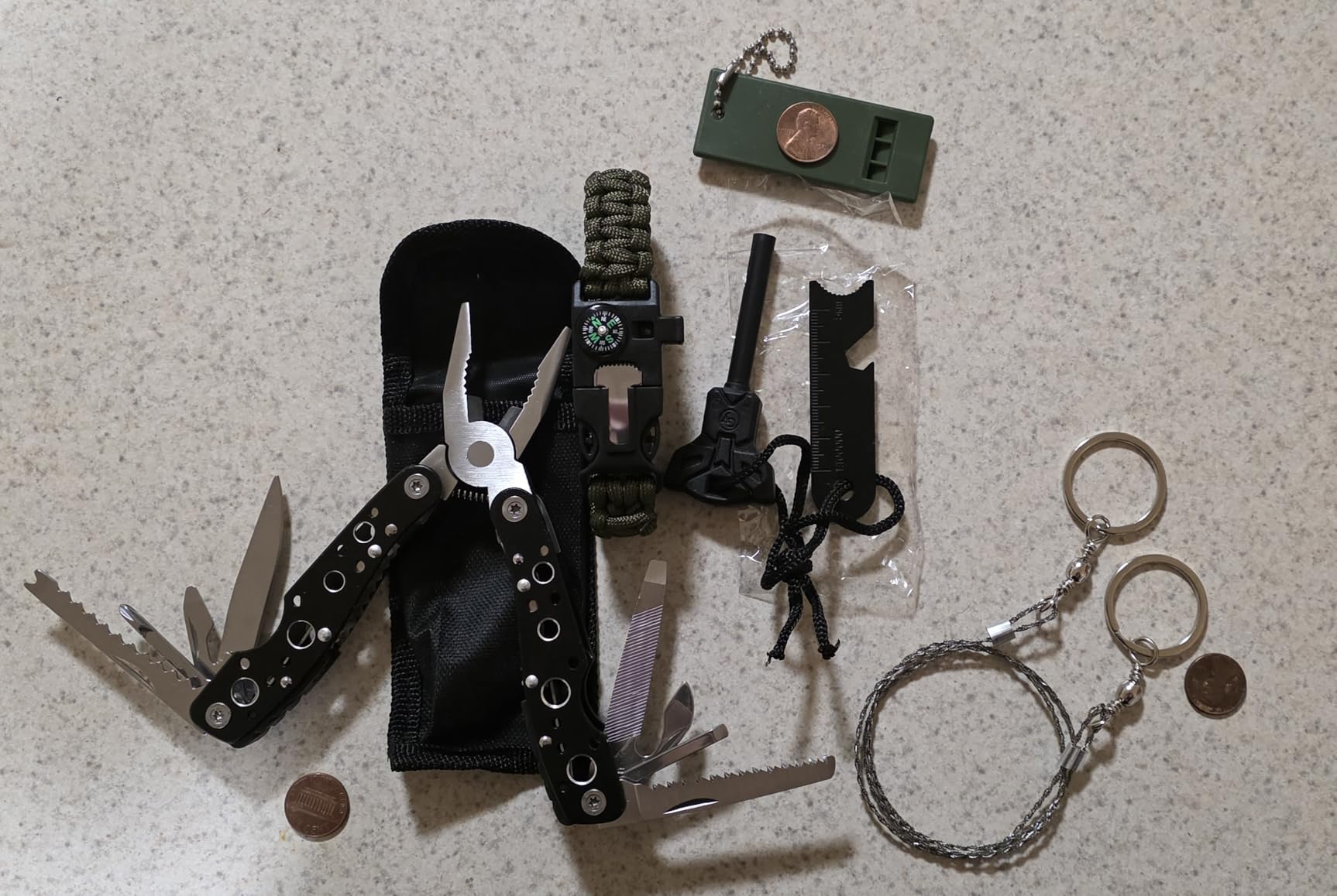 TAIMASI 238 Pcs Emergency Survival Kit with First Aid Kit and Molle Pouch customer photo 2