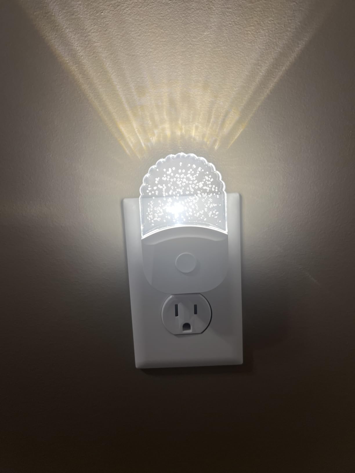 DORESshop Night Lights Plug Into Wall,Color Changing Night Light for Kids customer photo 2