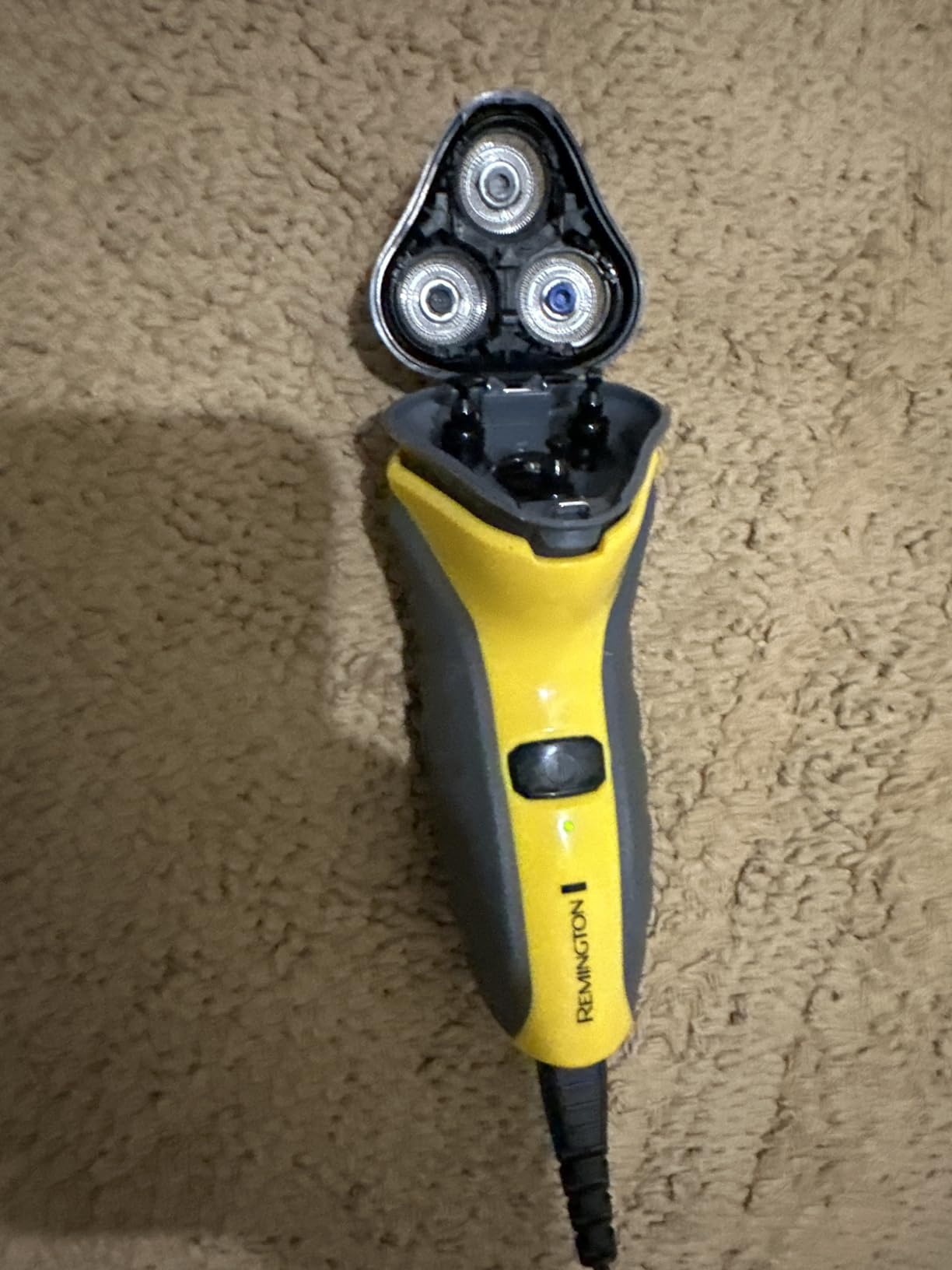 Remington Indestructible Rotary Shaver 5100, Electric Razor, Yellow | 100% Waterproof Design, Engineered Tough to Last, Precision Plus Heads, Dual Track Blades for men customer photo 1