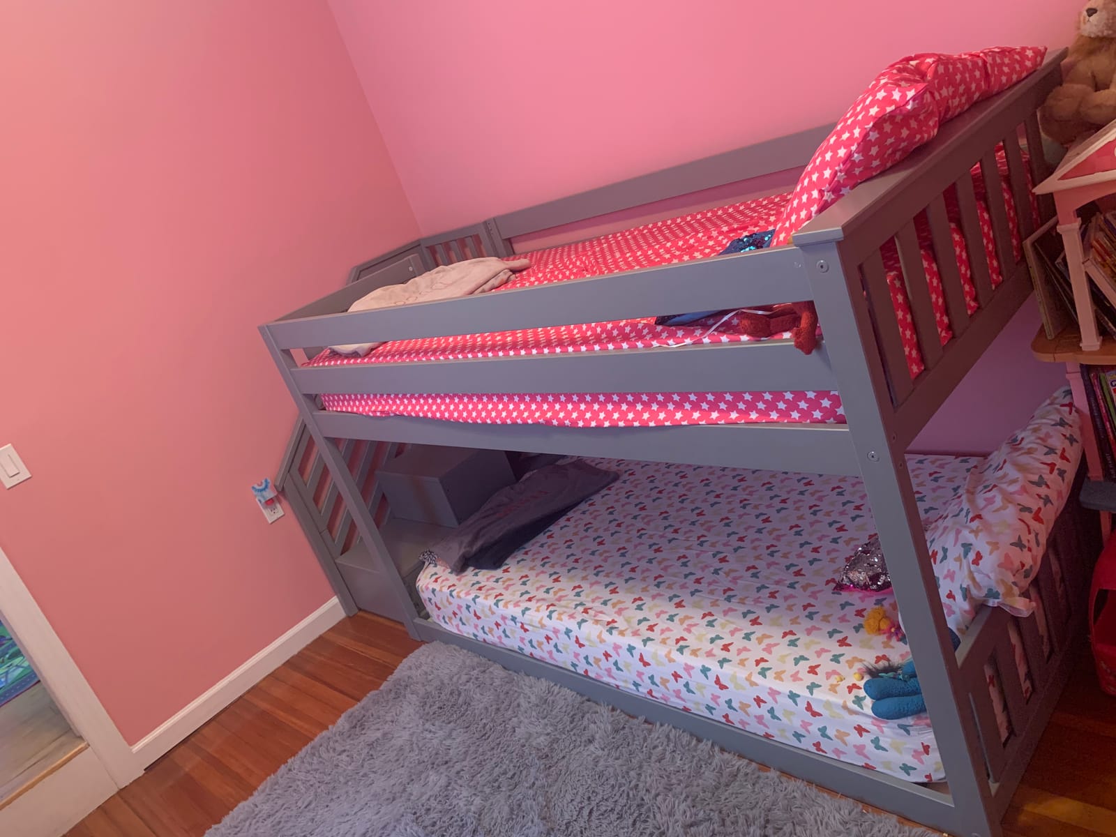 Max & Lily Low Bunk Bed, Twin-Over-Twin Bed Frame For Kids With Stairs, White customer photo 1