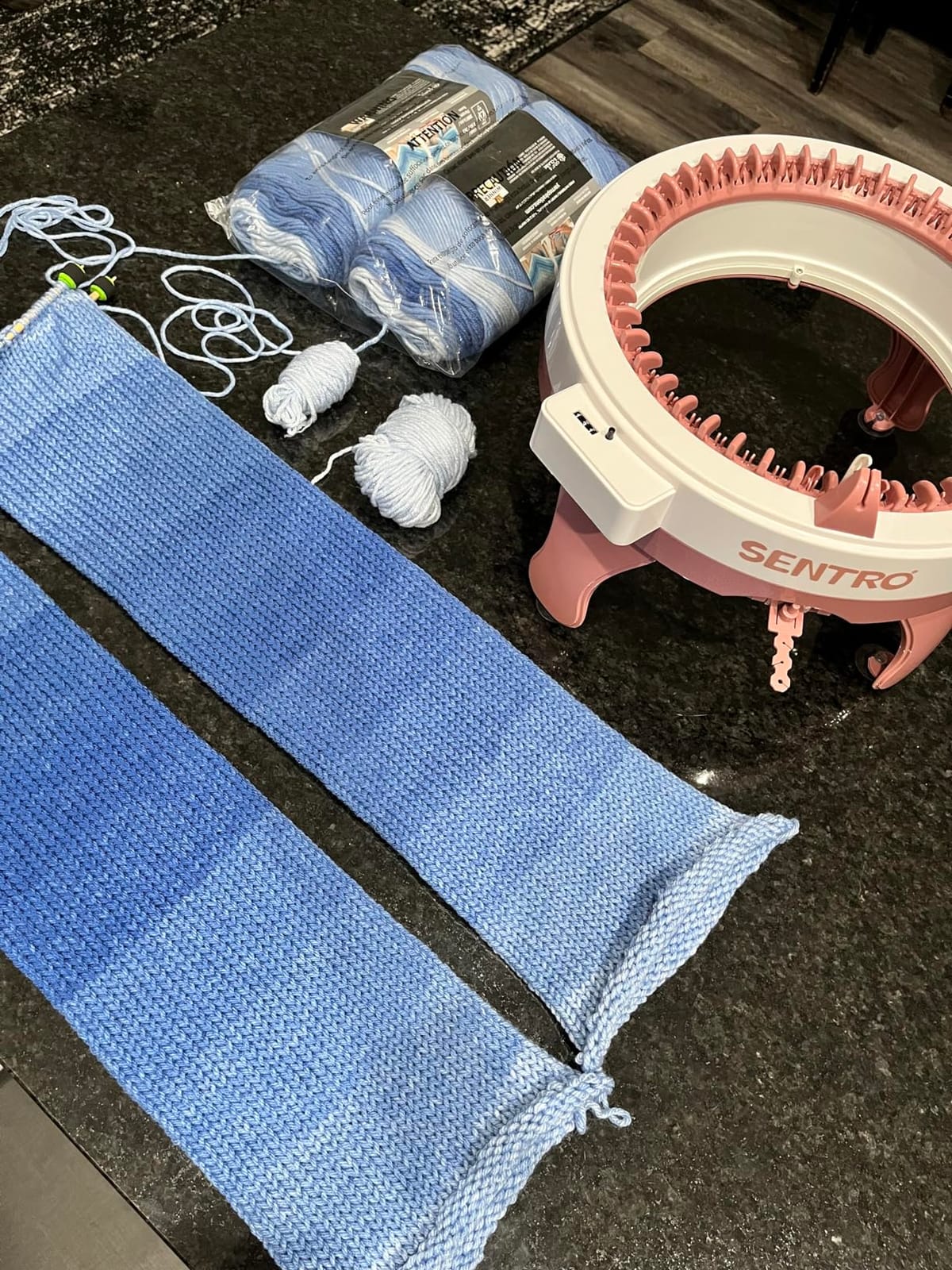 FYGAIN SENTRO Knitting Machine 40 Needles, Automatic Circular Knitting Crochet Machine for Kids/Adults customer photo 1