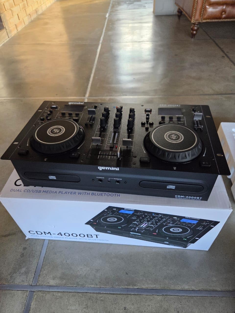 Gemini Standalone DJ CD Player & Mixer with Bluetooth (CDM-4000BT) customer photo 2