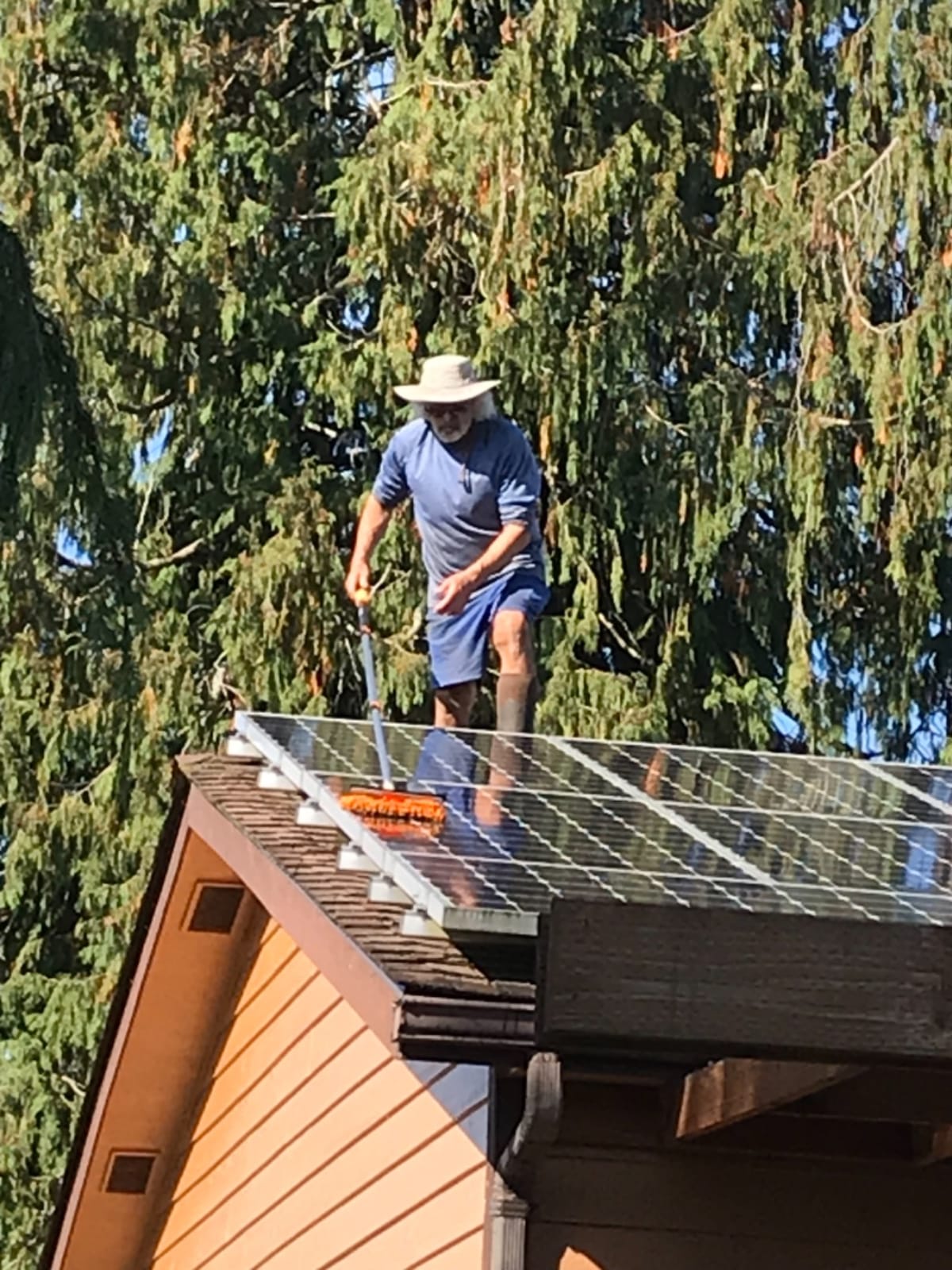 4-12 ft Window Washing Kit with Extension Pole (20+ Foot Reach) customer photo 2