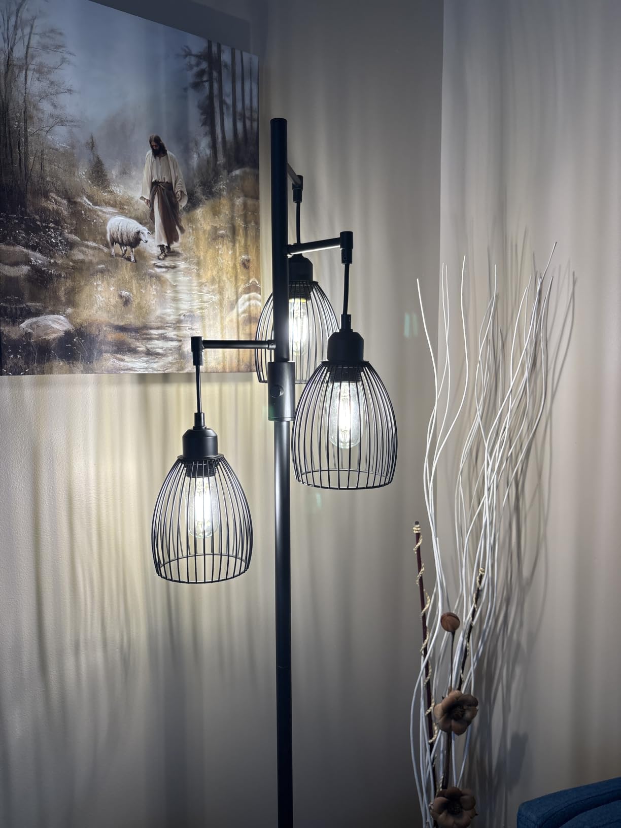 Dimmable Floor Lamp, 3 x 800LM LED Edison Bulbs Included, Farmhouse Industrial Floor Lamp Standing Tree Lamp with Elegant Teardrop Cage Tall Lamps for Living Room Bedroom Office Dining Room-Black customer photo 2