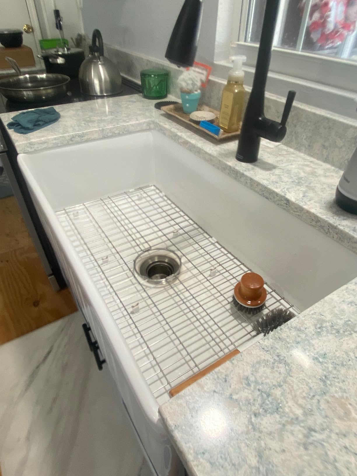 DeerValley White Farmhouse Sink Apron Front Farm Kitchen Sink 30 inch customer photo 1