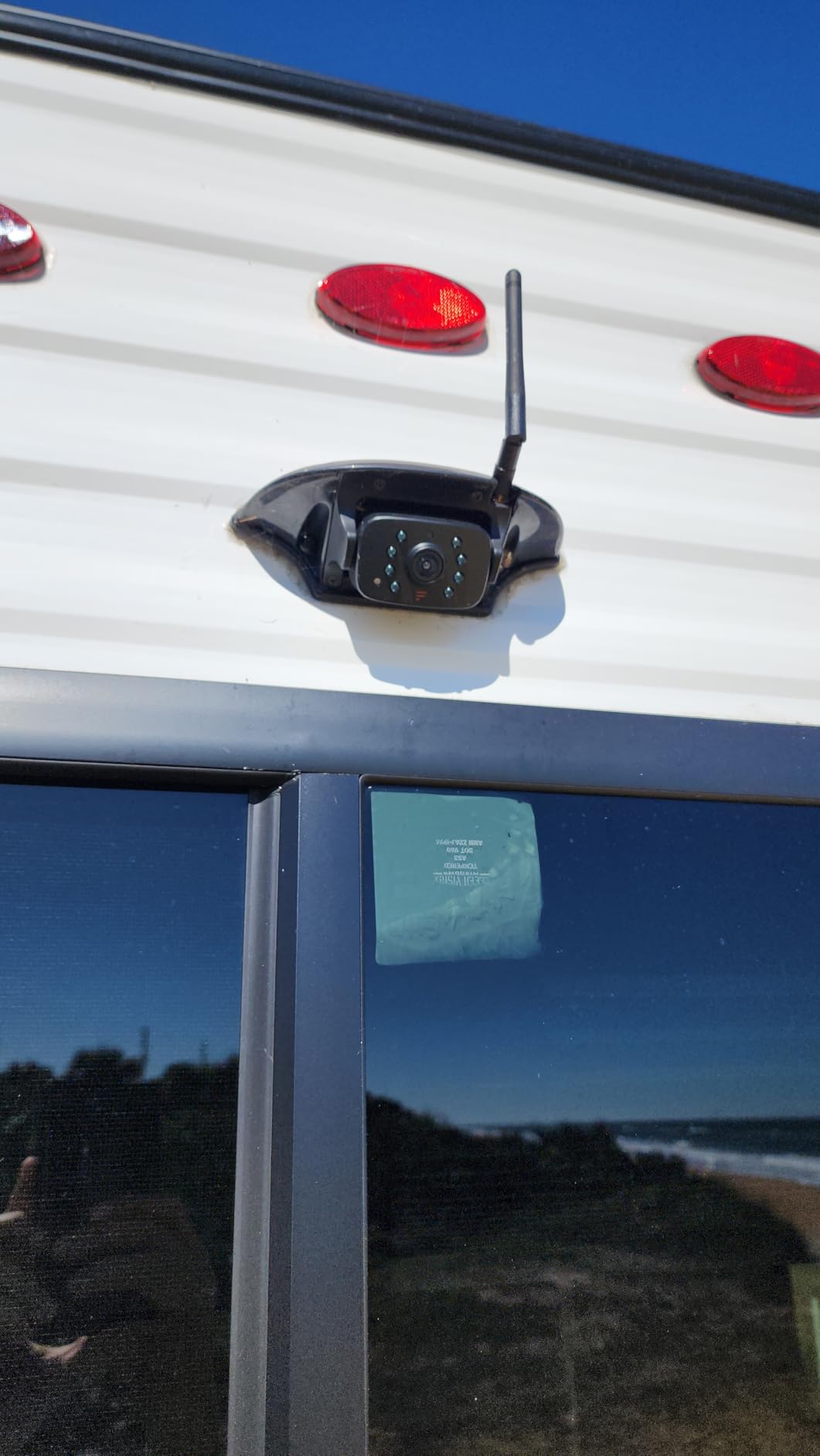 Furrion Vision S Wireless 3-Camera RV System with 7