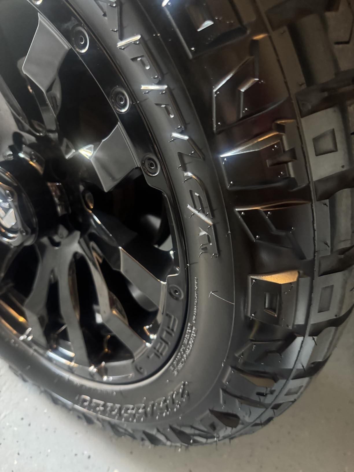 Adam's Polishes Graphene Tire Dressing - Deep Black Finish W/Graphene Non Greasy Car Detailing | Use W/Tire Applicator After Tire Cleaner & Wheel Cleaner | Ceramic Coating Like Tire Protection (16oz) customer photo 1