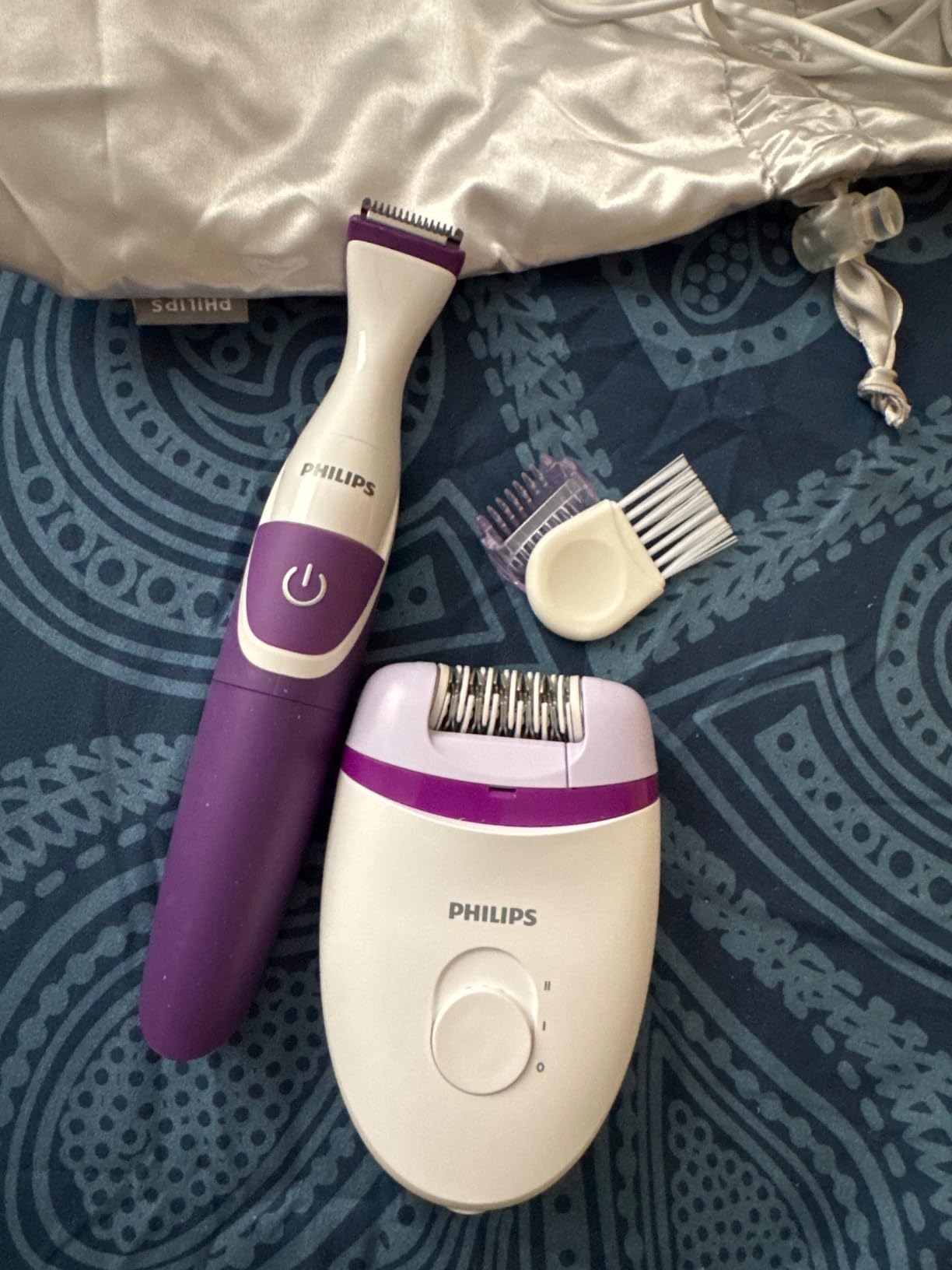 Philips Satinelle Essential Corded Compact epilator Incl. Bikini Trimmer, Brp505/00, 1 Count customer photo 1