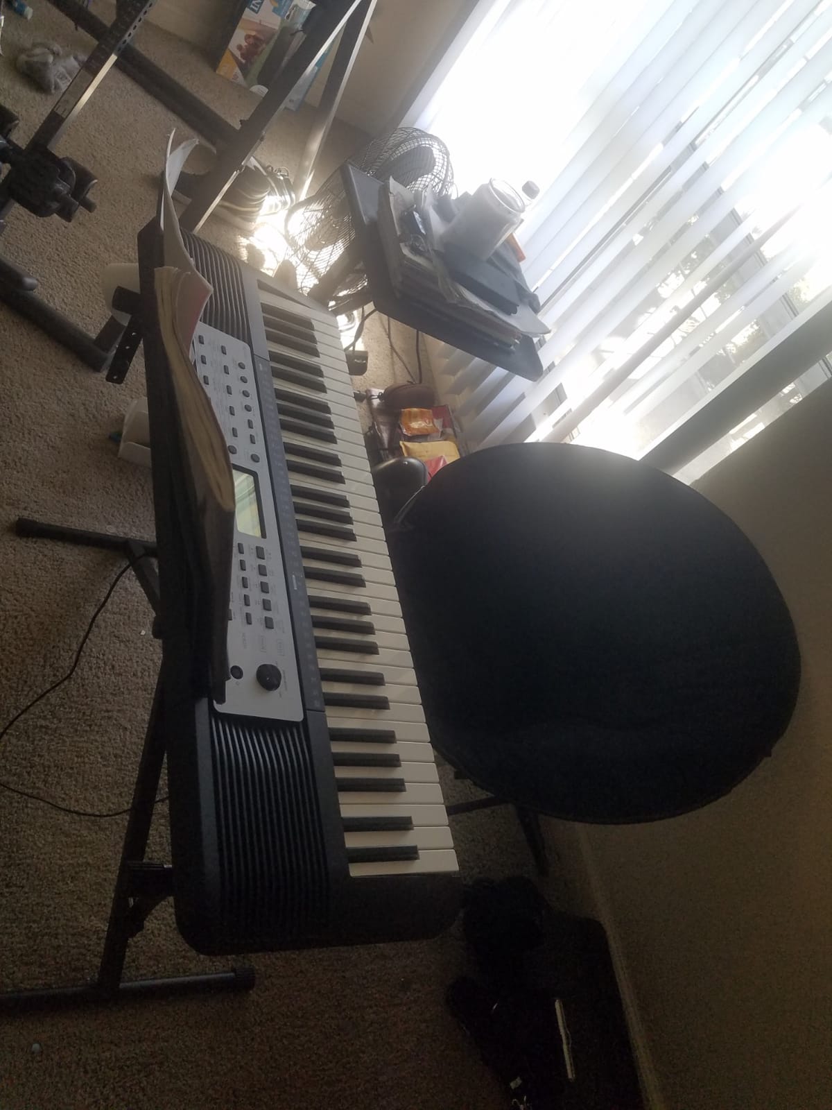 Yamaha YPT270 61-Key Portable Keyboard With Power Adapter (Amazon-Exclusive) customer photo 2