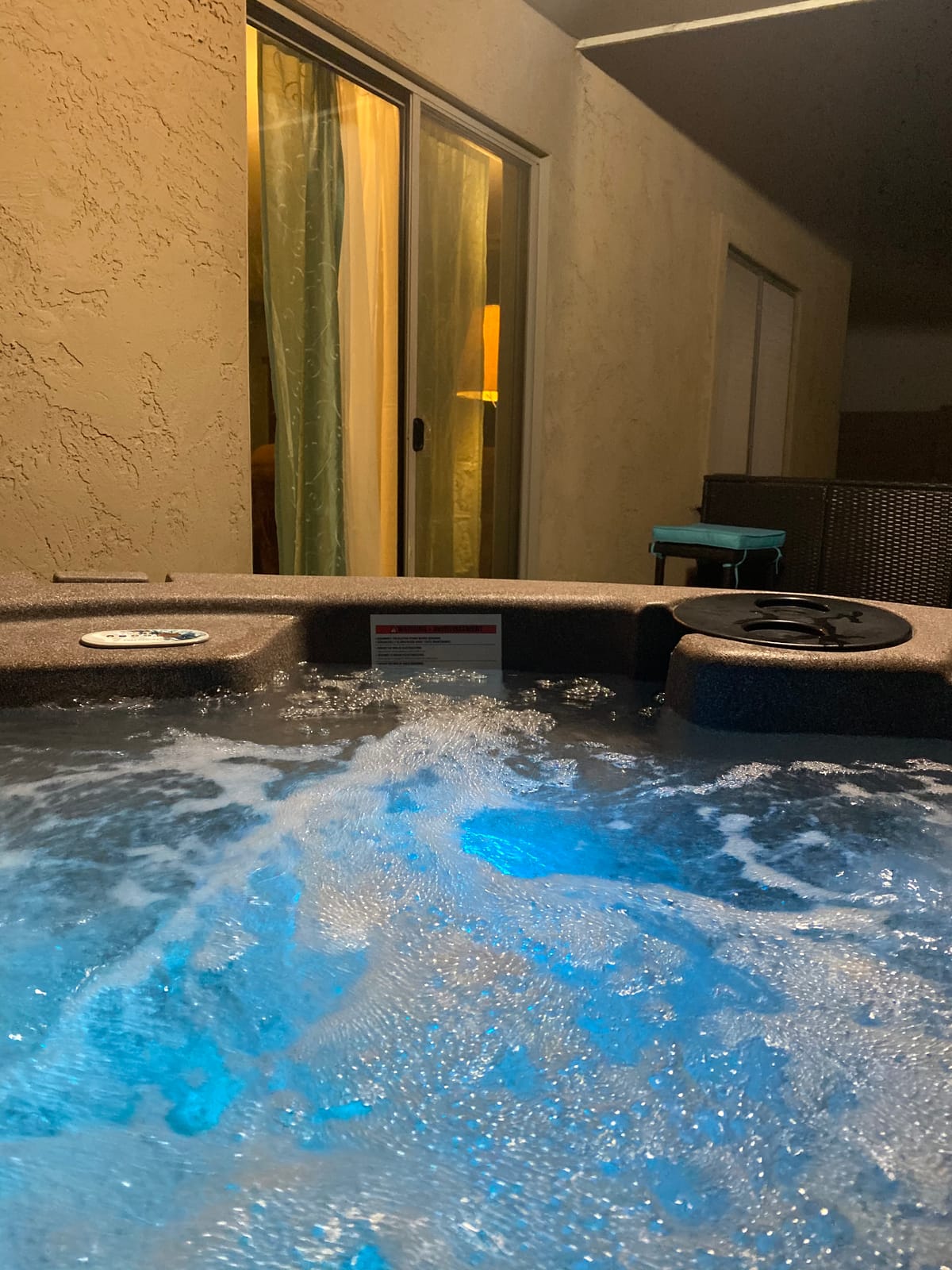 AquaLife Outback™ 5-6 Person 20-Jet Non-Lounger Hot Tub with LED Lighting and Insulated Cover customer photo 2