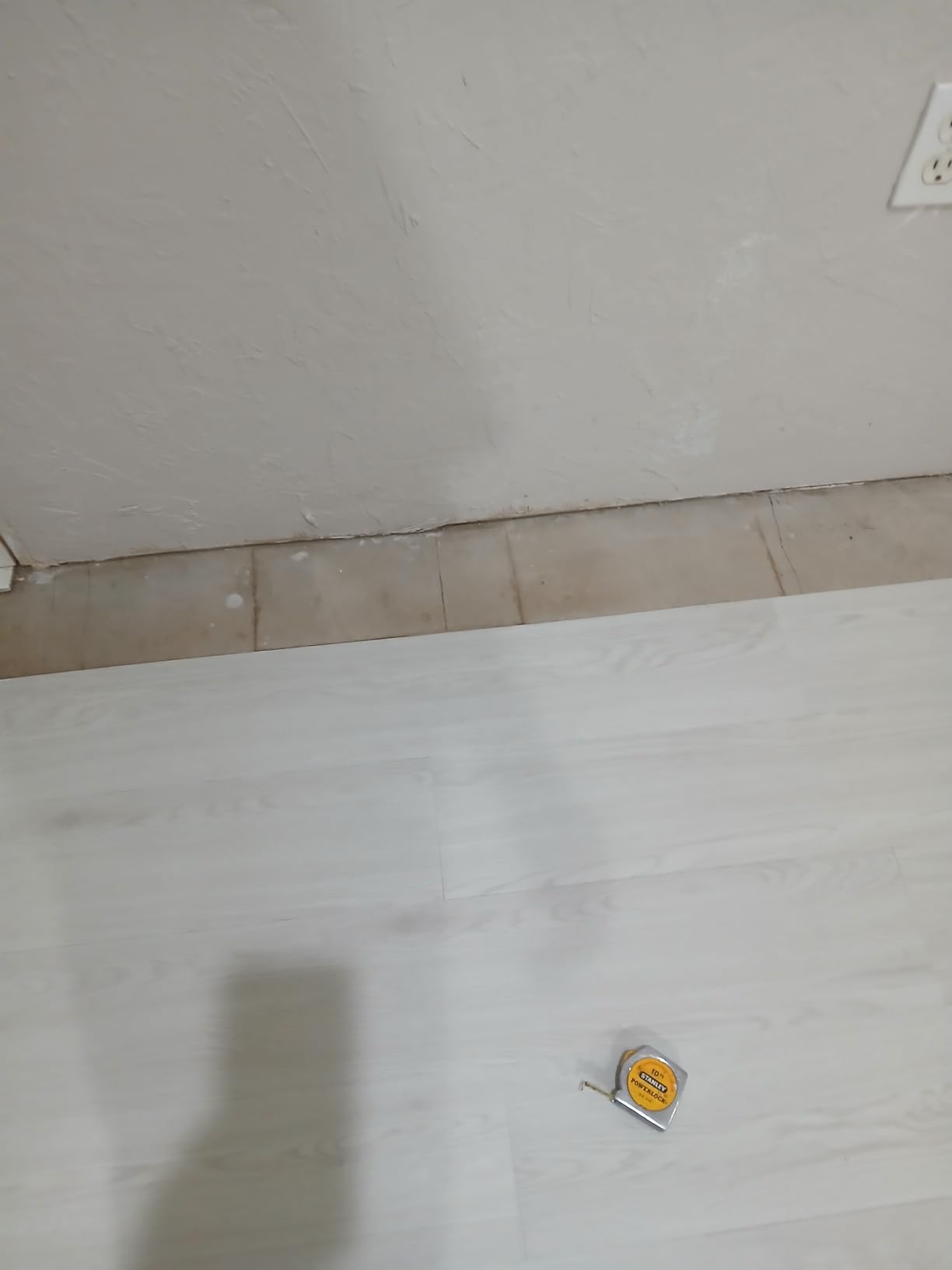 LUCiDA SURFACES Luxury Vinyl Flooring Tiles-Peel and Stick Floor Tile for DIY Installation-36 Wood-Look Planks-Kiln-BaseCore-54 Sq. Feet customer photo 1