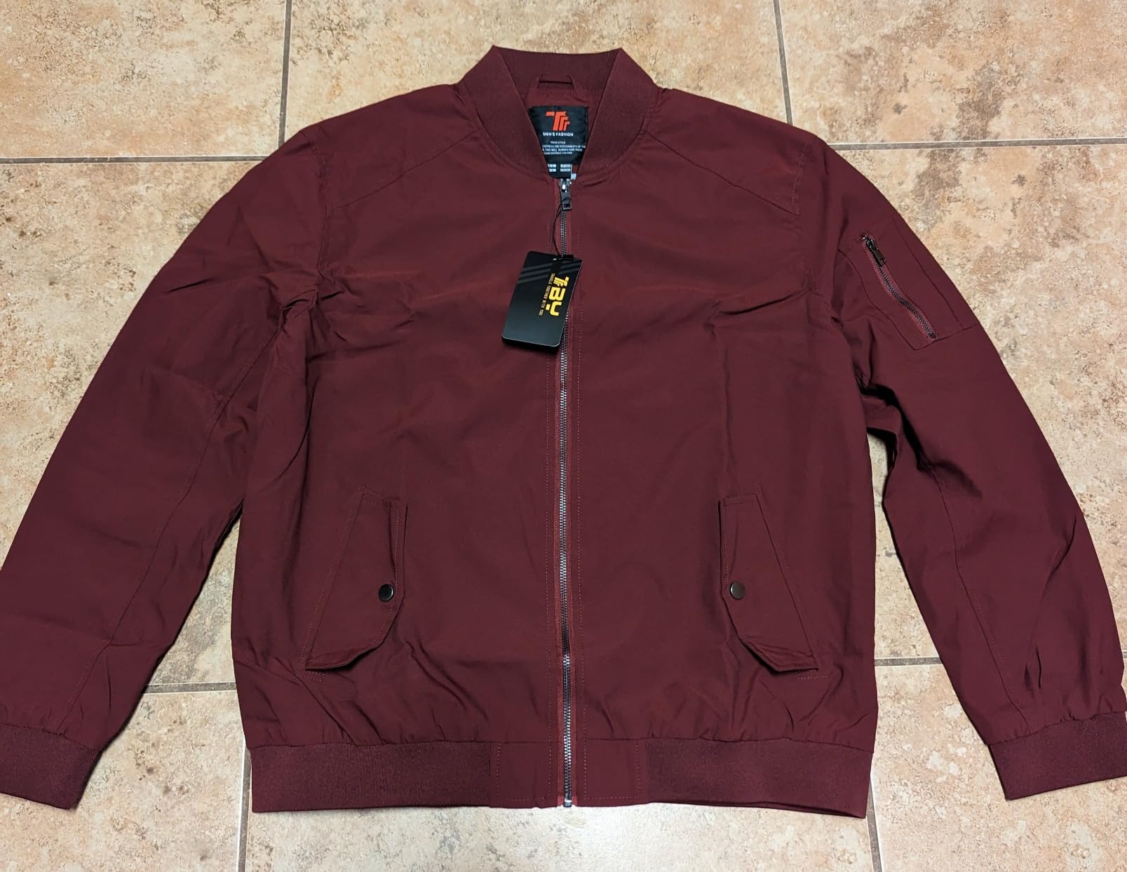 Rdruko Men's Lightweight Bomber Jacket Causal Fashion Stylish Windbreaker Light Jacket customer photo 1
