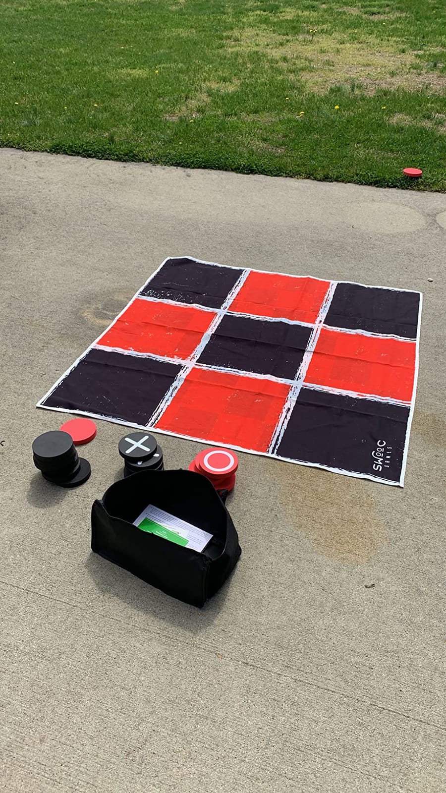 Swooc Games® - 2-in-1 Vintage Giant Checkers & Tic Tac Toe Game W/Mat (4ft x 4ft) - 100% Machine-Washable Canvas - Giant Outdoor Games for Kids - Yard Game for Kids - Jumbo Lawn Set - Large Checkers customer photo 1