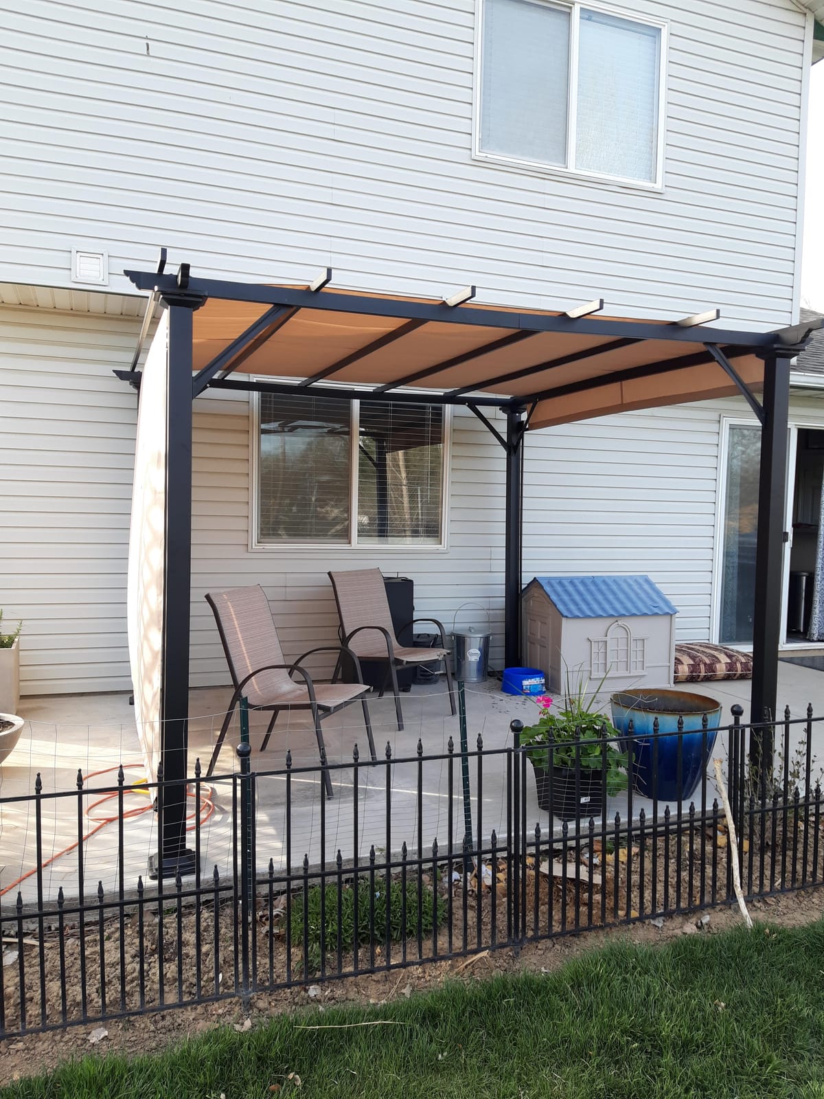 Outsunny 12' x 10' Outdoor Retractable Pergola Canopy with Sun Shade Beige customer photo 1