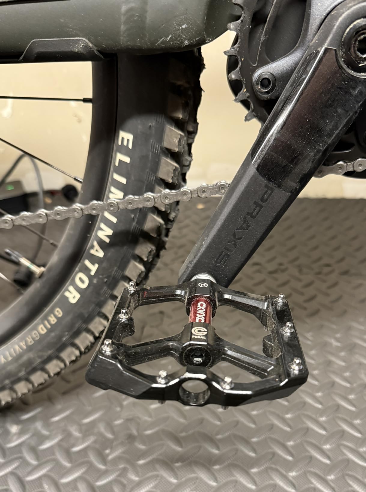CXWXC Road/MTB Bike Pedals - Aluminum Alloy Bicycle Pedals customer photo 1