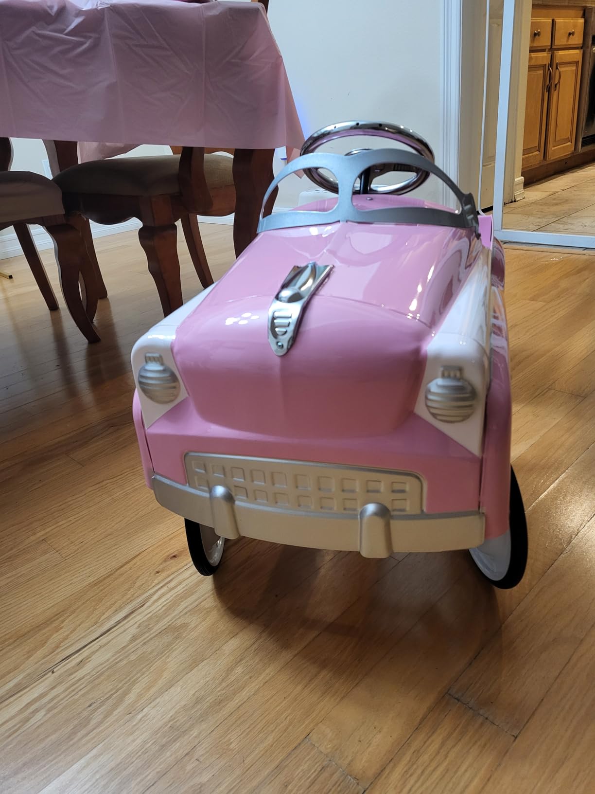 Kid Trax Street Rod Pedal Car, Indoor/Outdoor Toys for Toddlers Ages 3–5, Classic Design Ride On Car, Kid Cars to Drive, Ride On Toy, Toddler Boy Toys, Durable Steel Cars for Kids, Max Weight of 60lbs customer photo 2