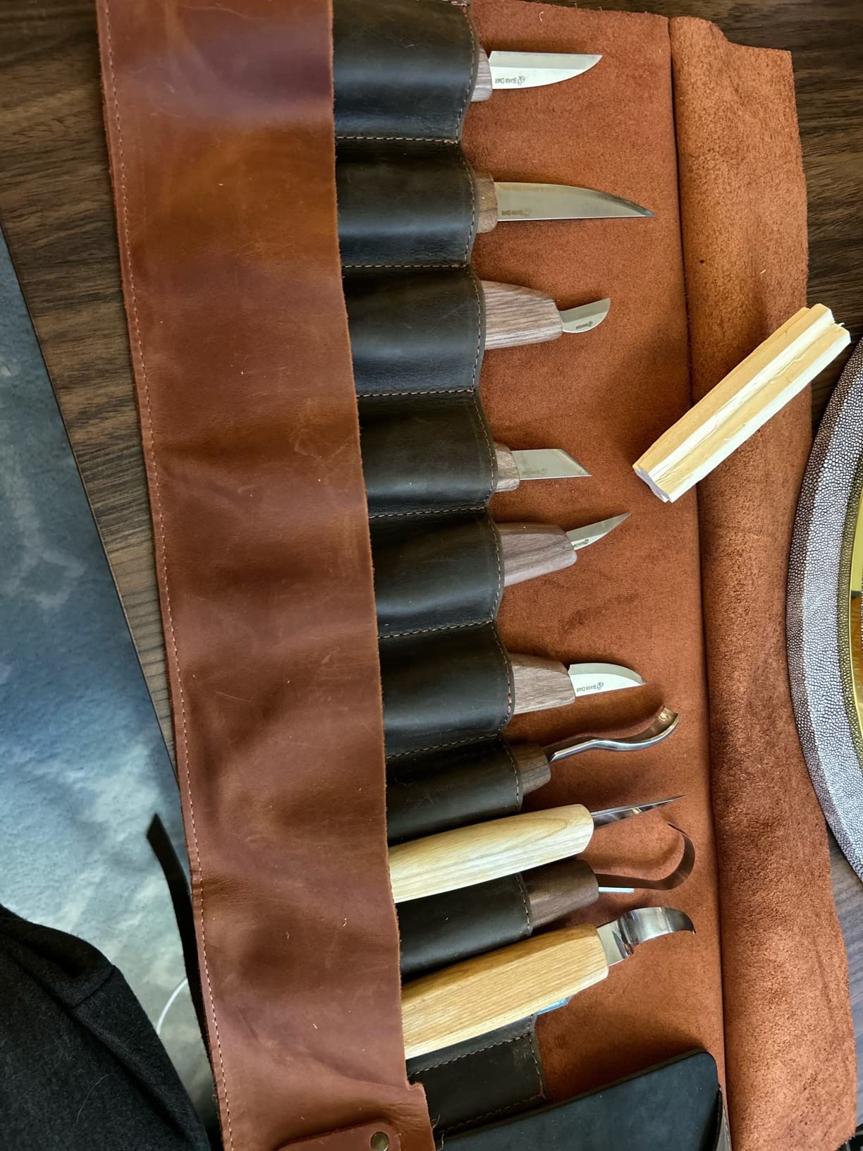 BeaverCraft Deluxe Wood Carving Kit S18X - Wood Carving Knife Set - Spoon Carving Tools Set - Whittling Knives - Woodworking Wood Carving Tools Large Whittling Kit S18X customer photo 1