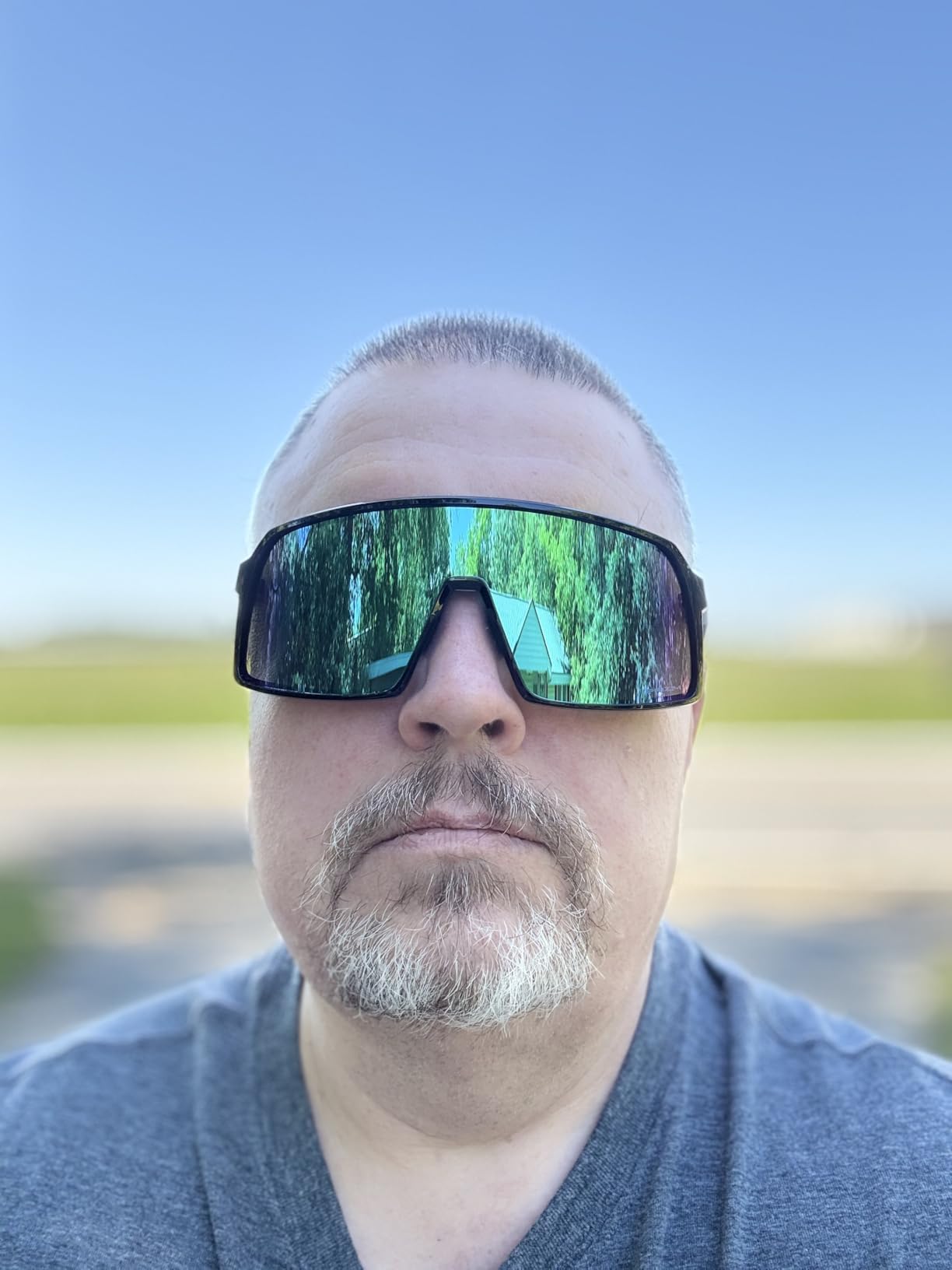 Oakley OO9406 Sutro Rectangular Sunglasses for Men customer photo 2