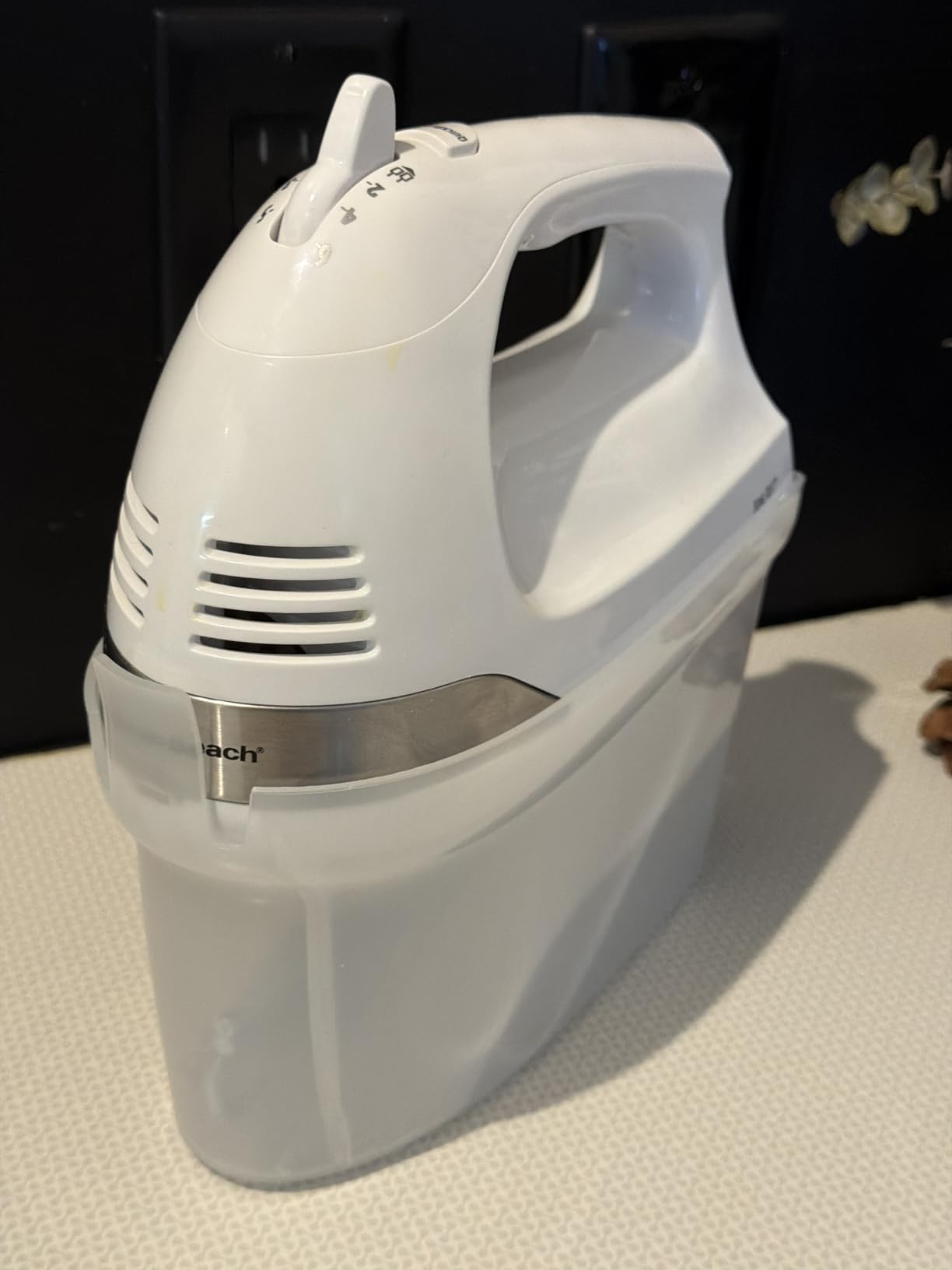 Hamilton Beach 6-Speed Electric Hand Mixer With Easy Clean Beaters customer photo 1