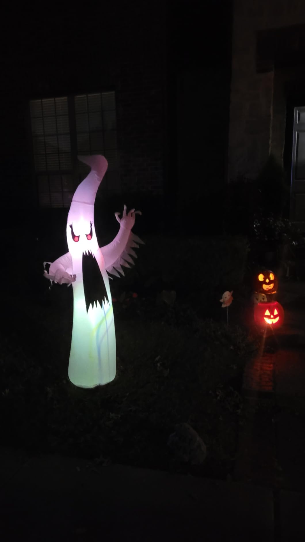 GOOSH 6 FT Halloween Inflatables Ghost Outdoor Decorations Blow Up Yard Scary Red Eye Dimming Ghost with Built-in Colorful LEDs for Garden Lawn Indoor Party Decor customer photo 1