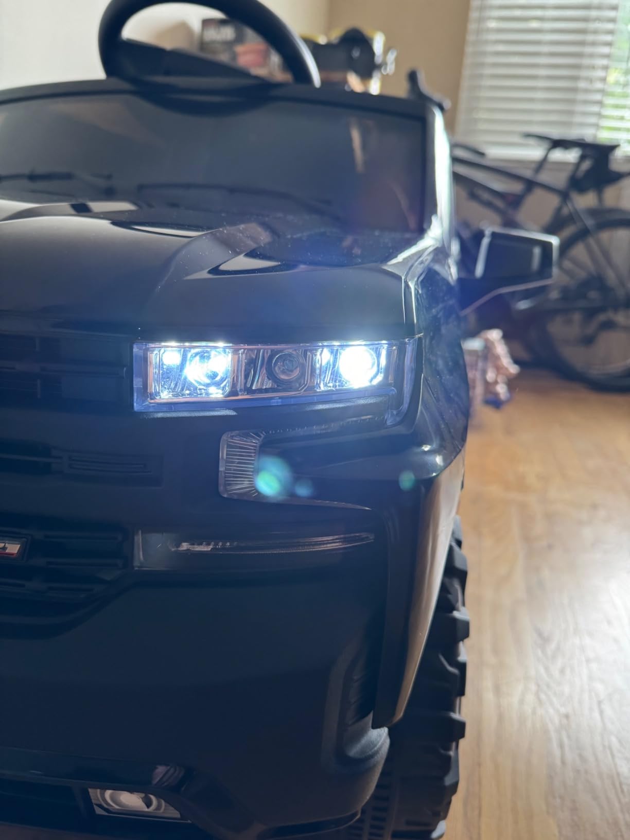 12V Electric Car for Kids,Licensed Chevy Silverado Truck Kids Ride On Car with Remote Control Battery Powered Electric Vehicle Toy Car, 4-Wheeler Suspension, Music& Lights, 3 Speeds(Black) customer photo 2