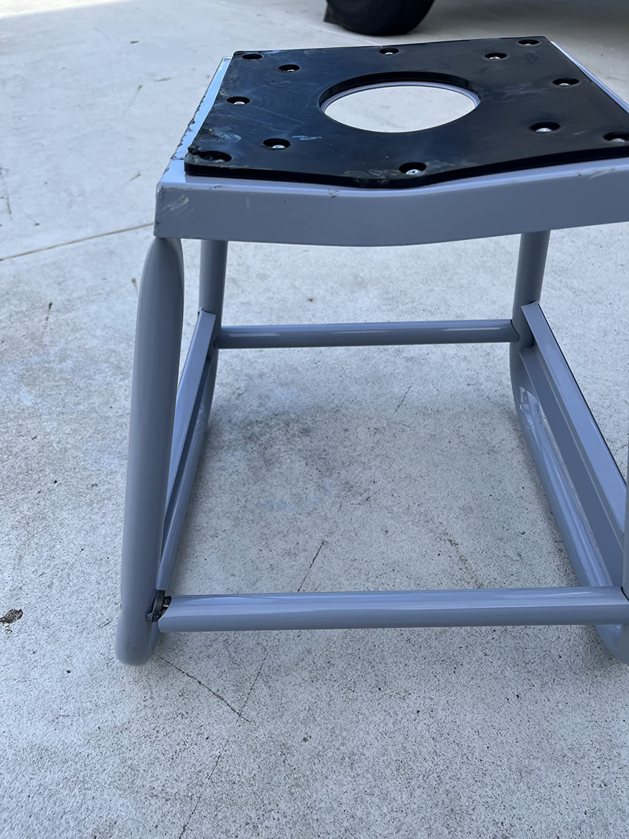 JFG RACING Detachable Dirt Bike Stand,Universal Motorcycle Lift Jack customer photo 1