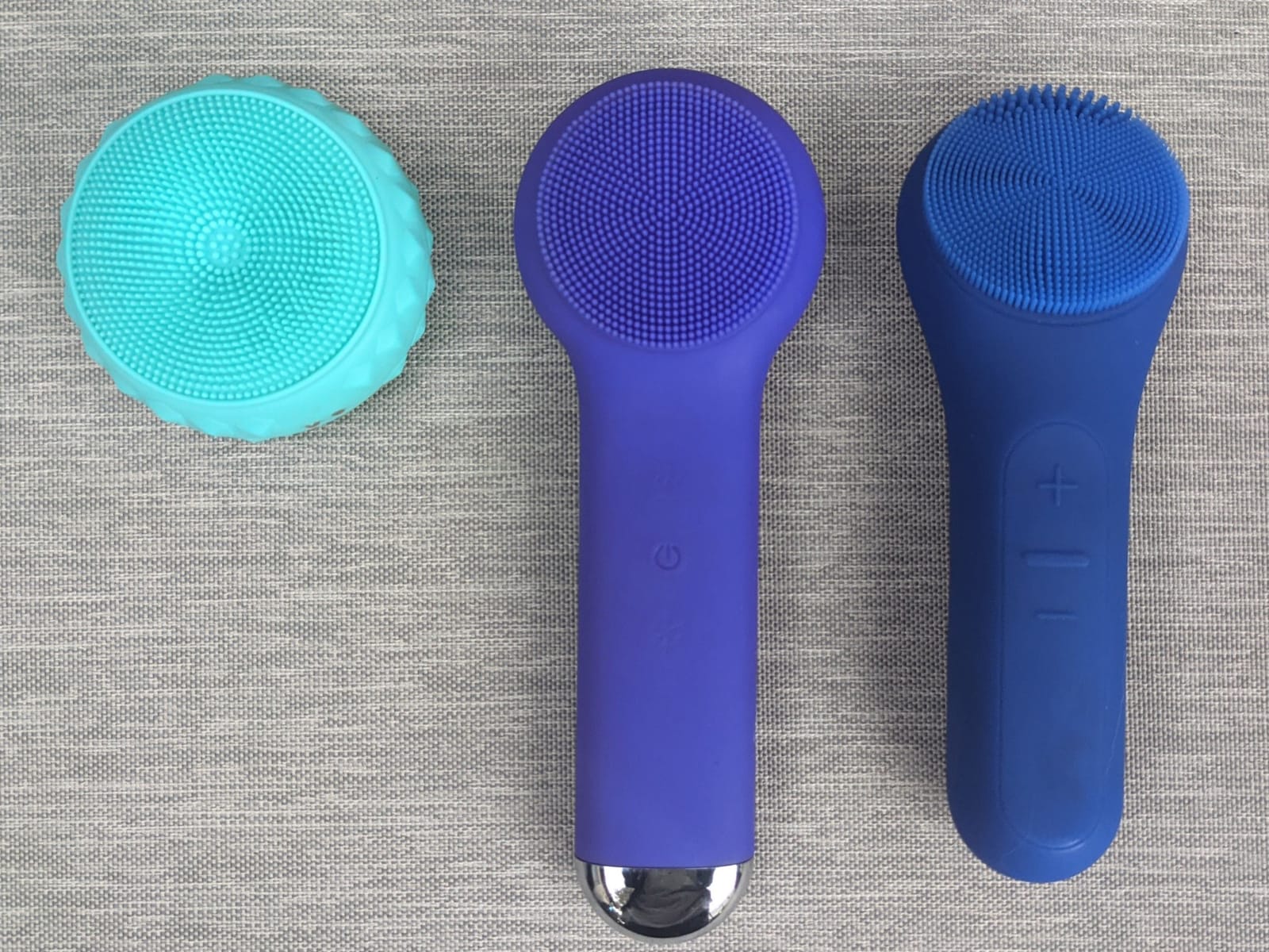 NågraCoola CLIE Facial Cleansing Brush, Waterproof and Rechargeable Face Scrub Brush for Men & Women, Cleansing, Exfoliating and Massaging, Electric Face Scrubber - Blue customer photo 1