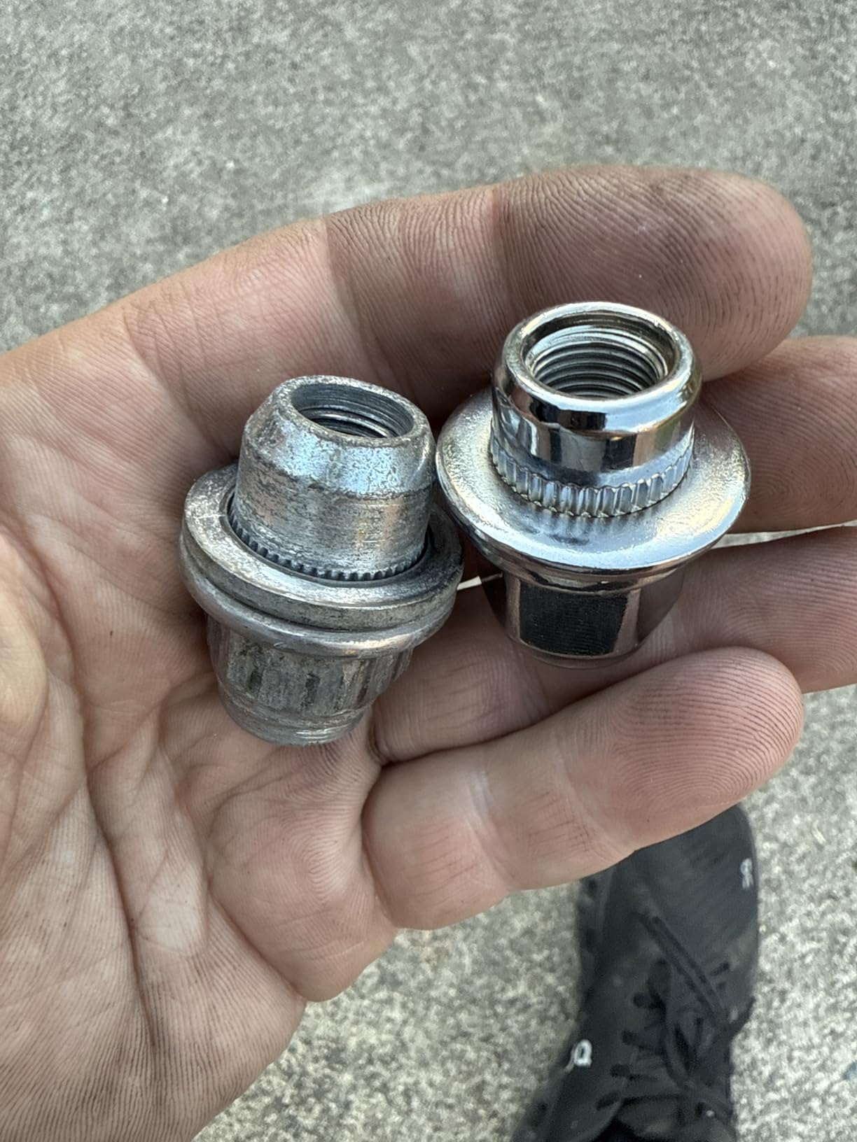 OMT M12x1.25 Lug Nuts with Cone Seat, 20pcs Lug Nuts Set with 1 Socket Key customer photo 2