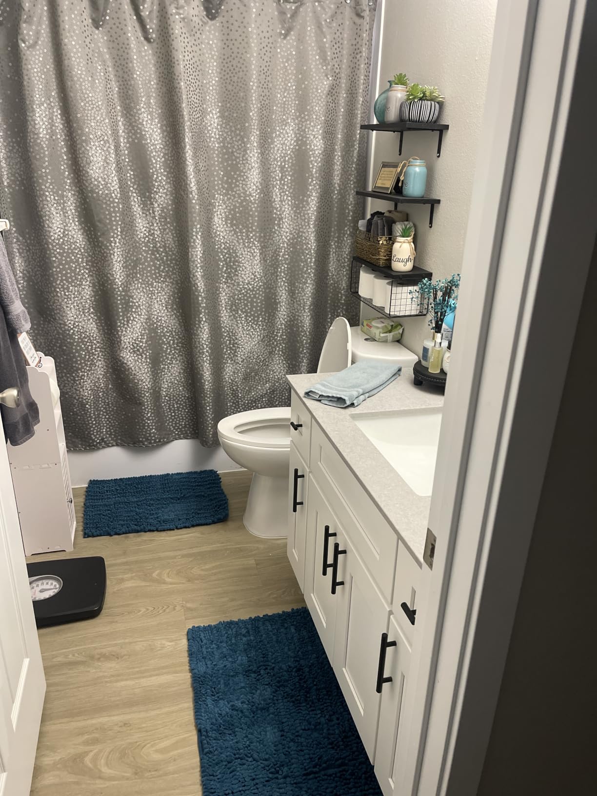 Arotive Bathroom Rugs Mat 24x16, Soft Absorbent Chenille Shaggy Bath Mat customer photo 1