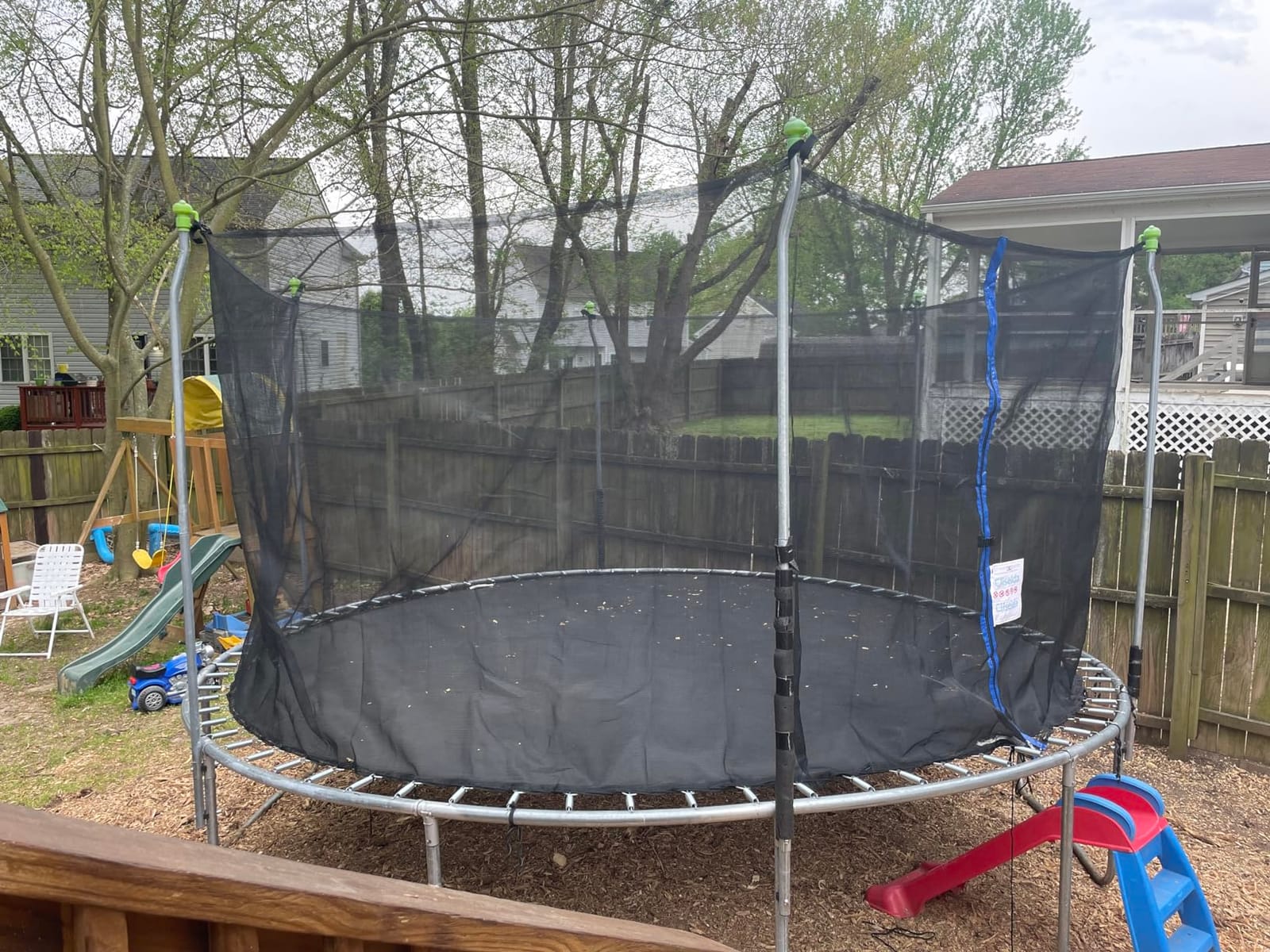 Cliselda Round Trampoline Replacement Safety Net for 6 Straight Poles customer photo 1