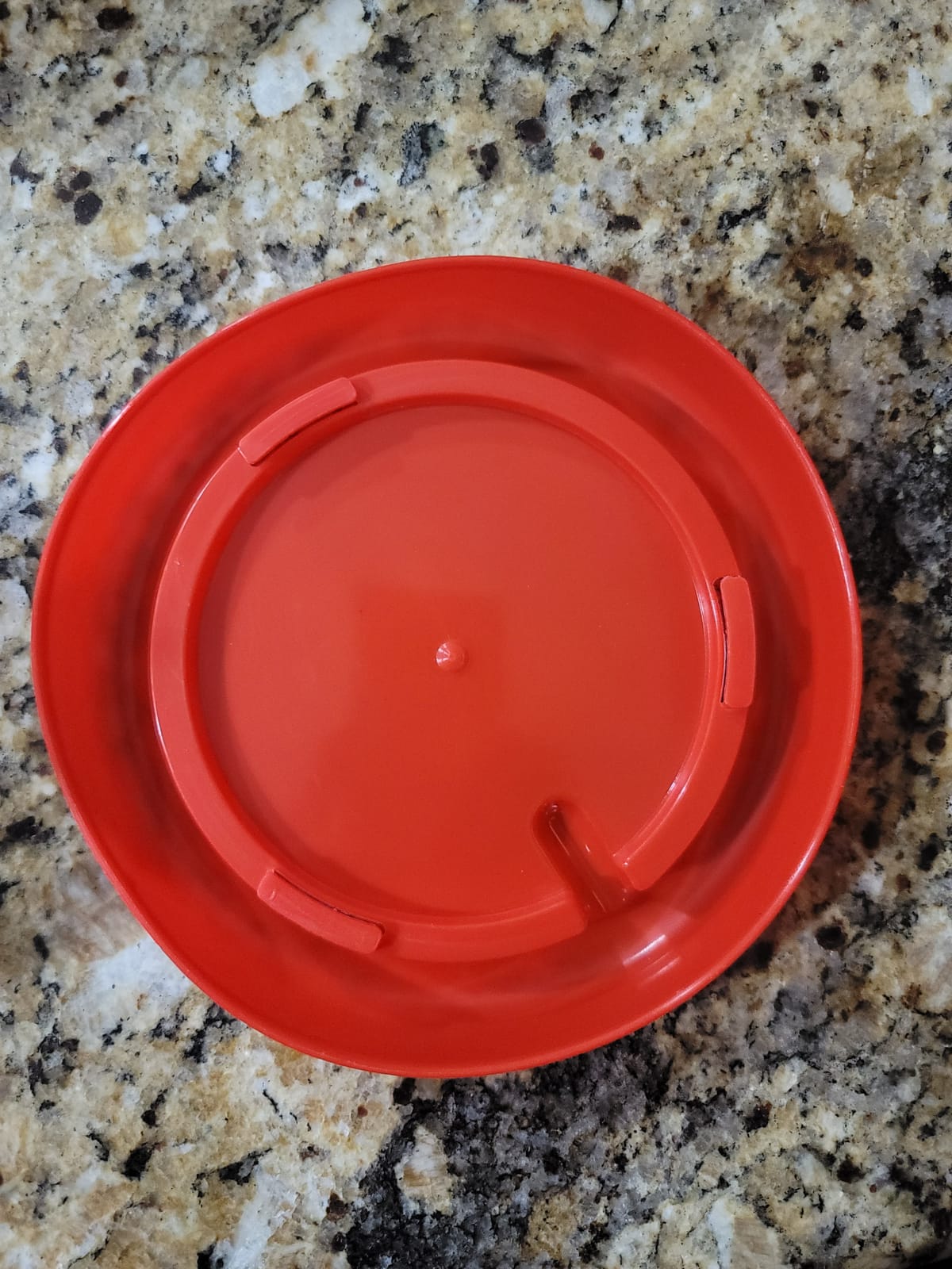DoubleWood 4PACK Plastic Poultry Drinker Chick Waterer Kit 1 L Waterer Hanging Poultry Water Container (4) customer photo 2