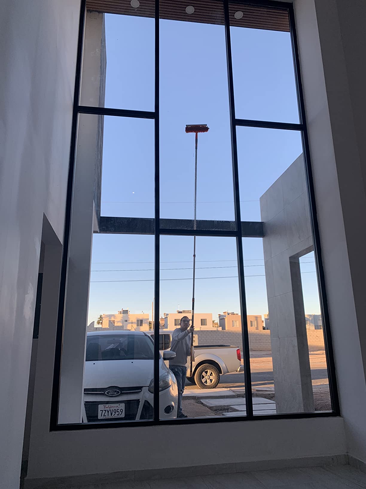 5-30 ft Window Washing Kit with Extension Pole (36+ Foot Reach) customer photo 2