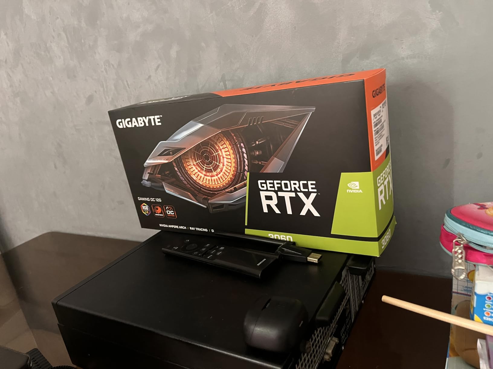 GIGABYTE GeForce RTX 3060 Gaming OC 12G (REV2.0) Graphics Card, 3X WINDFORCE Fans, 12GB 192-bit GDDR6, GV-N3060 Video Card customer photo 2
