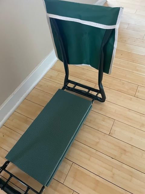 KVR Upgraded Garden Kneeler and Seat with Thicken & Widen Soft Kneeling Pad,Heavy Duty Foldable Gardener Stool with 2 Tool Pouches,Gardening Gifts for Women Mom Men Seniors¡­… customer photo 1