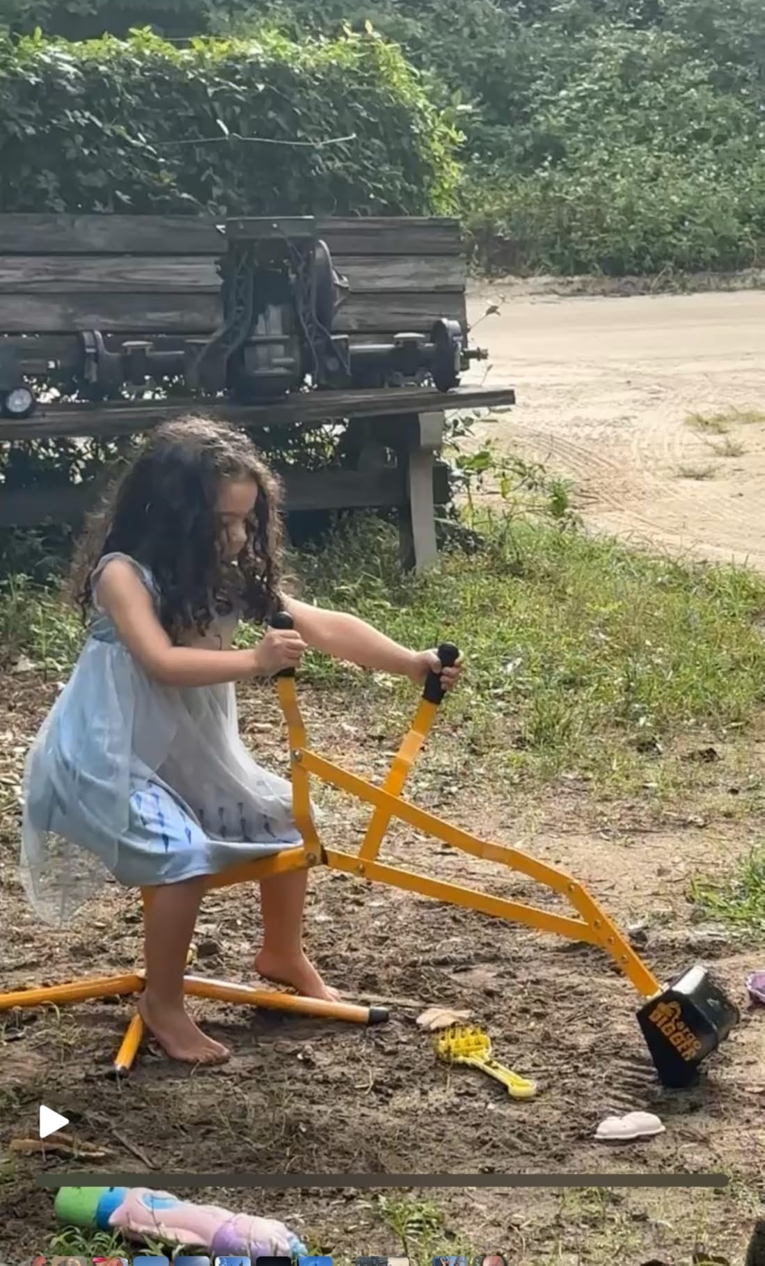 stargo - Steel Kids Excavator Ride on Toy Sand Digger for Kids rotates 360 customer photo 2