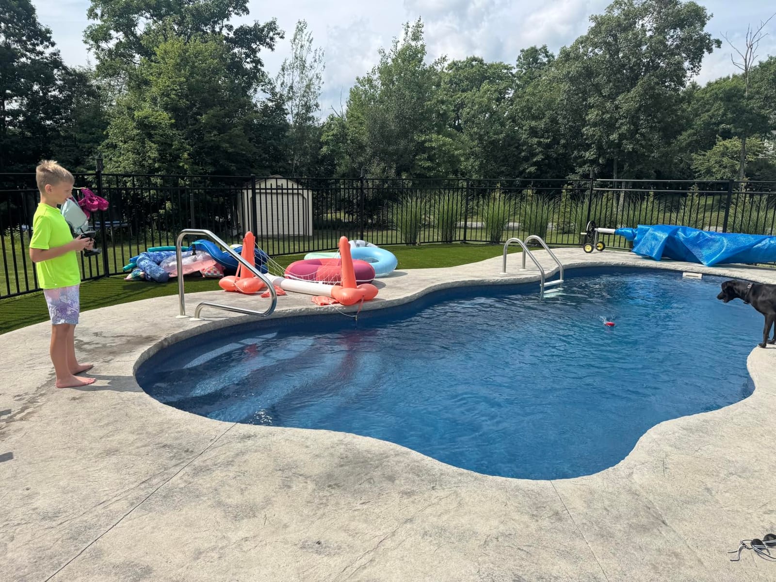 3PACK Remote Control Rc Boat for Kids, 2.4Ghz Control, Whole Body Waterproof, 6 Rechargeable Batteries Summer Water Toys for Pools Lakes River & Bathtub. customer photo 1
