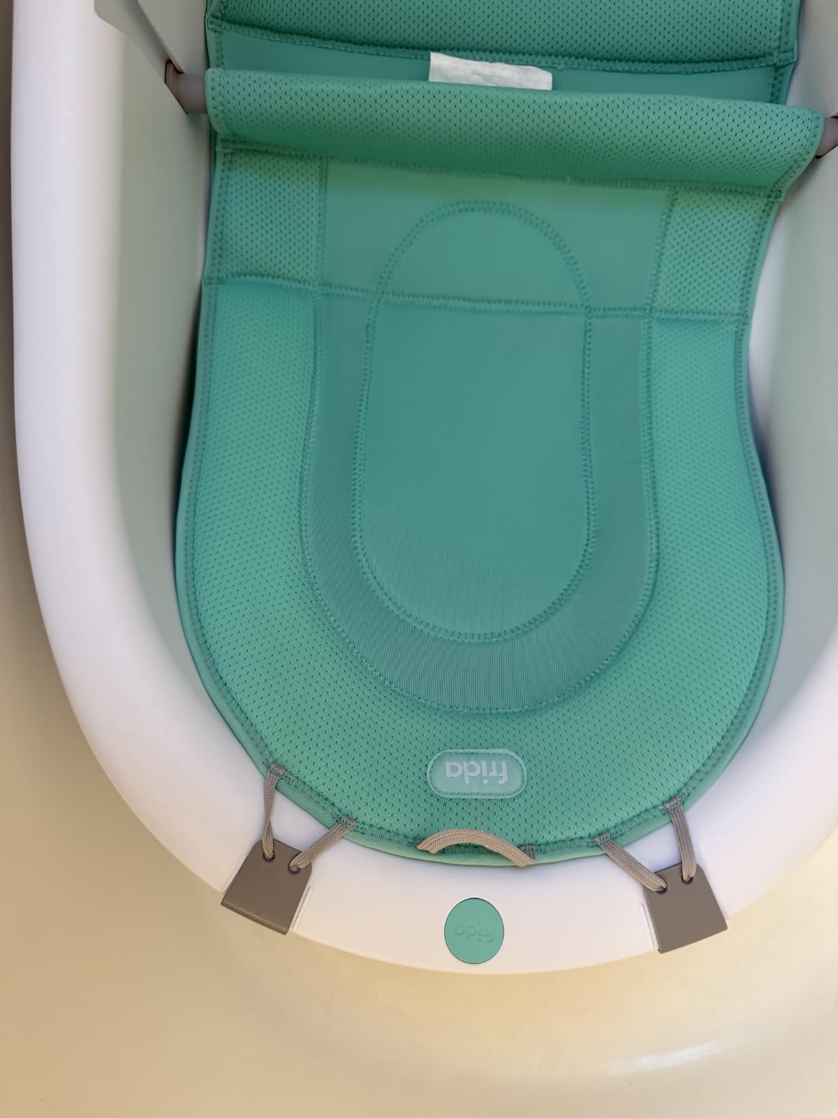 Frida Baby 4-in-1 Grow-with-Me Baby Bathtub, Baby Tub for Newborns to Toddler with Removable Bath Seat & Backrest for Bath Support in Tub customer photo 2