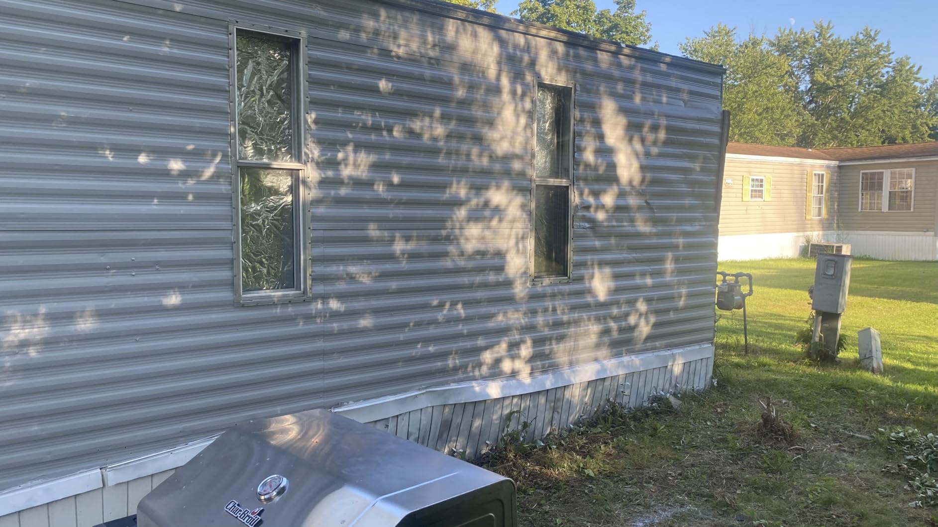 EVOLVE Paint & Primer: Environment-friendly, Low Sheen with One-coat Coverage for Interior & Exterior surfaces (Beach Beige, 5-Gallon) customer photo 2