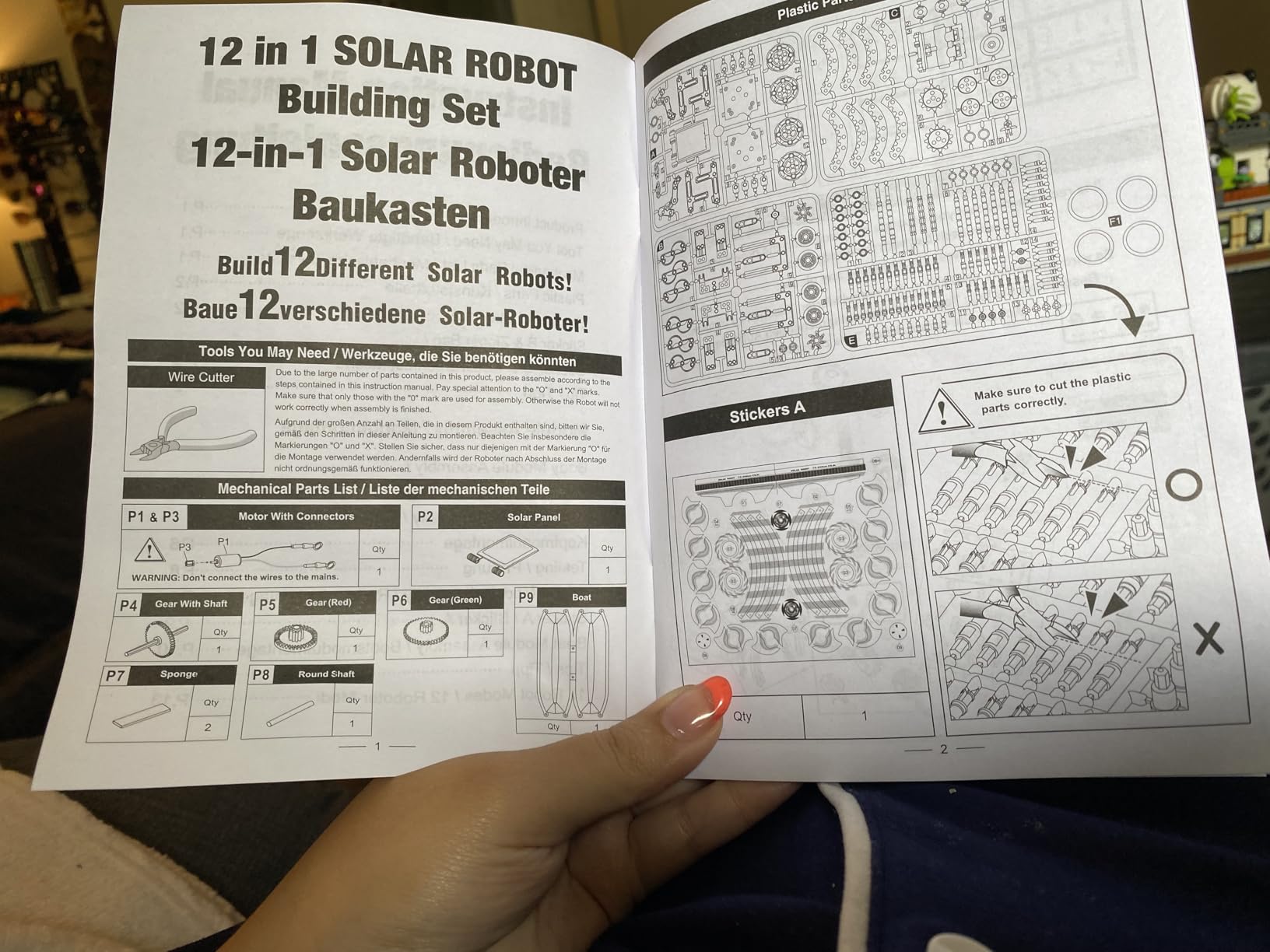 Solar Robot Kit for Kids Age 8-12, STEM Building Toys,12-in-1 Build Your Own Robot with Solar Panel & Battery Power, Science Engineering Christmas Birthday Idea Gifts for Boy Age 8 9 10 11 12 customer photo 1
